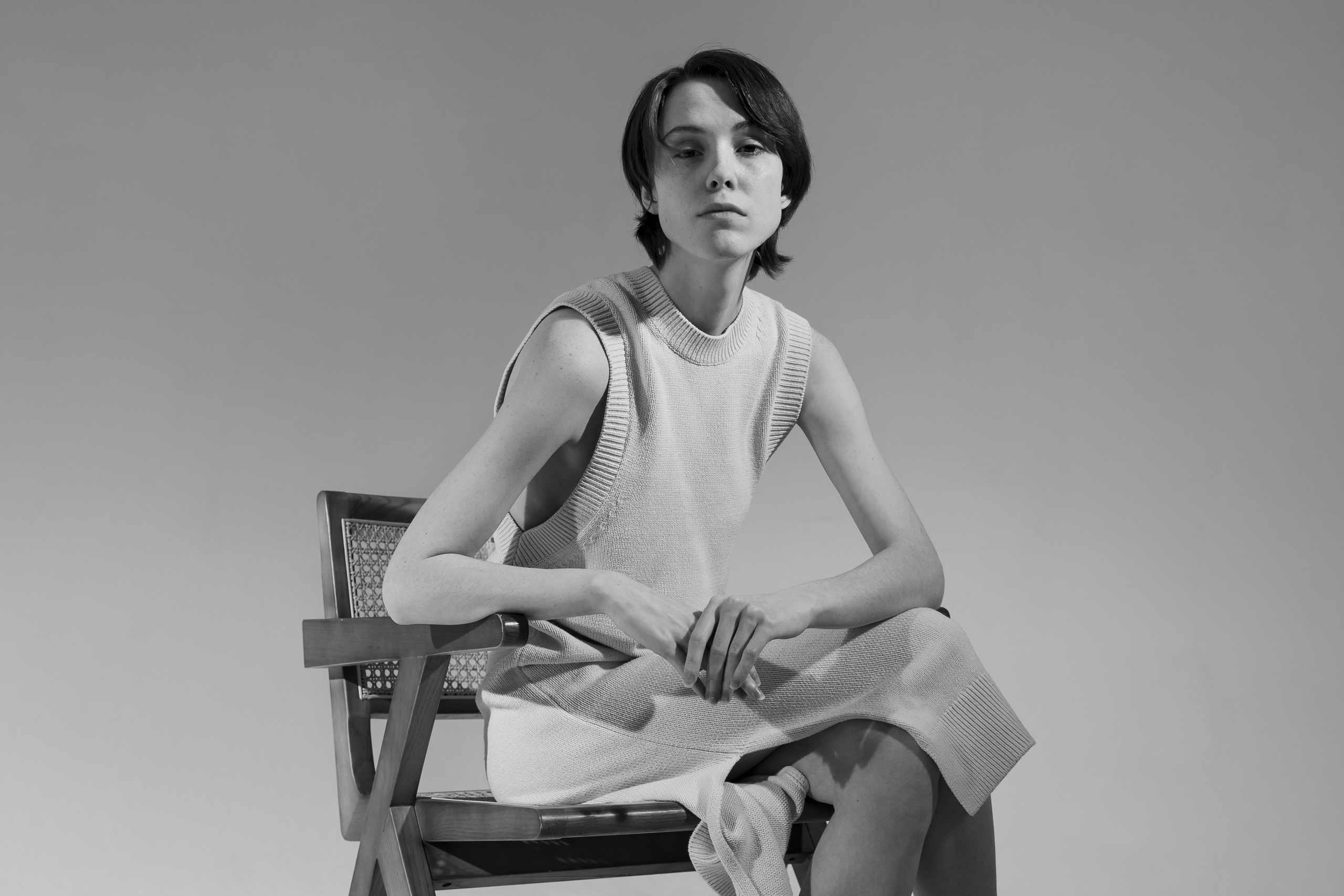 Black & White studio portrait session NYC. Alice Bell — Wedding photographer in New York