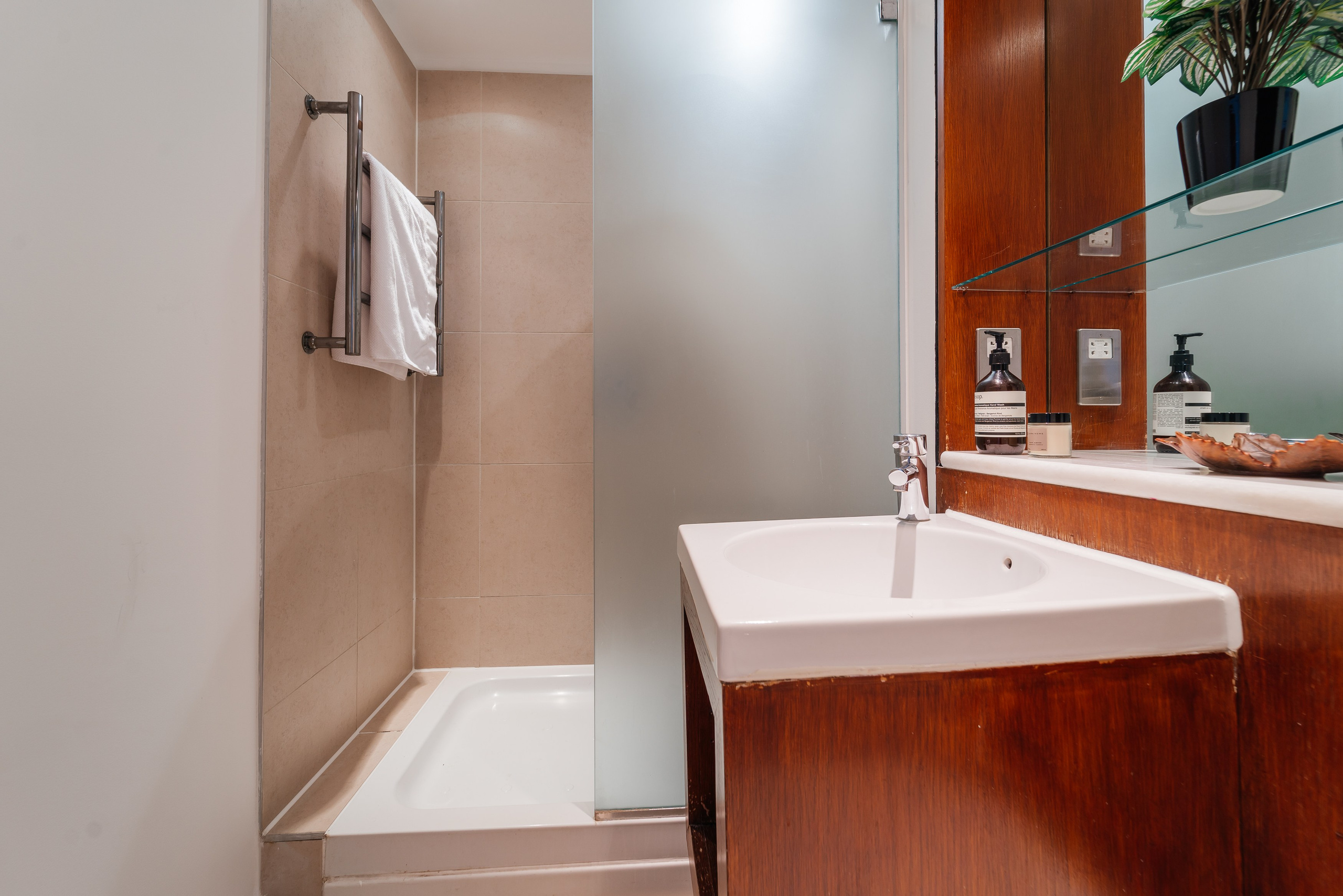 Photography of a 2 bedroom flat. Photographer in England Ekaterina Romanova