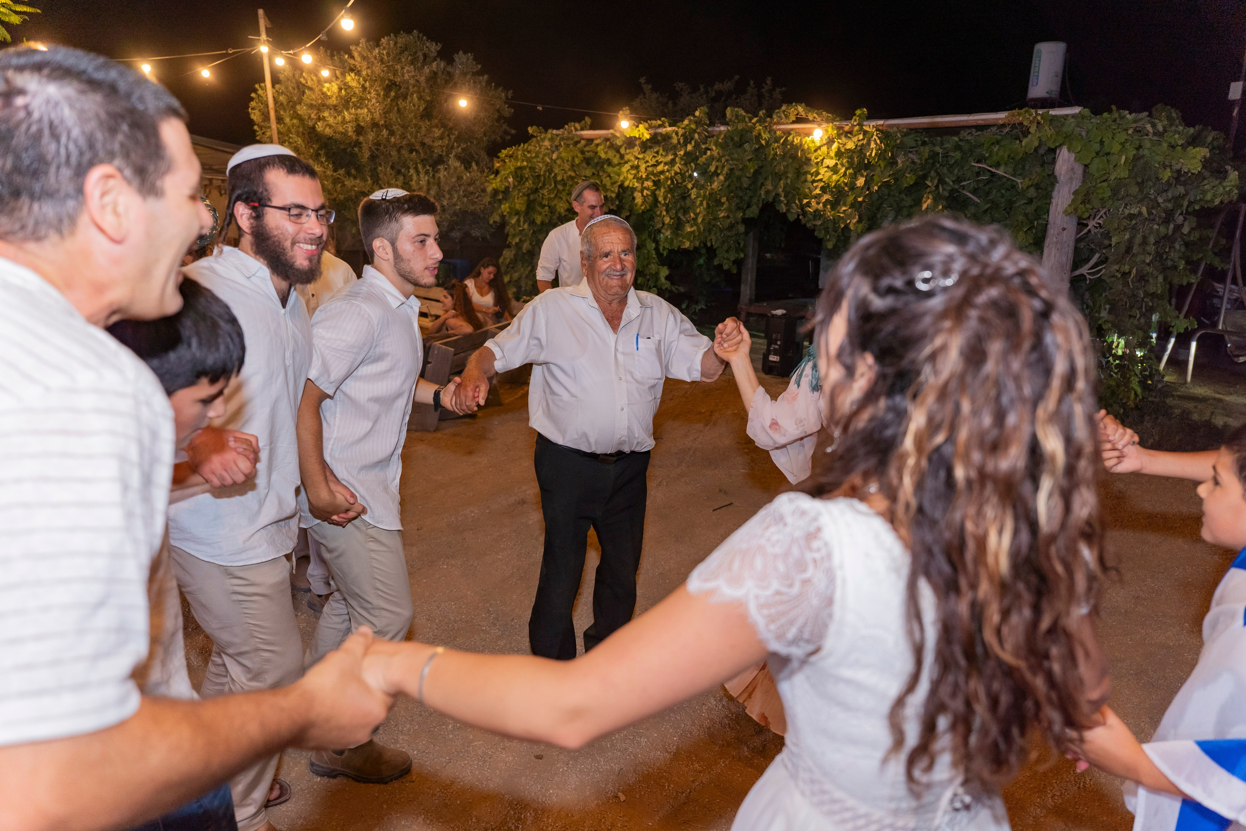 אביה ואחיה. יוסף מזרחי צילום חתונה, ברית וזוגיות. צלם מקצועי שאוהב להוציא אתכם הכי יפים ברגעים הכי מרגשים