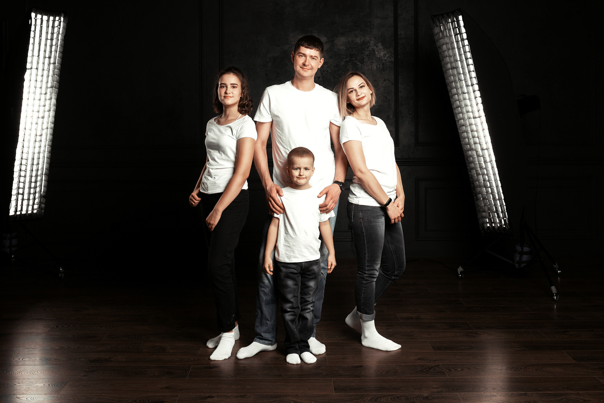 Sesja rodzinna w studio. Dimitri Ilkov Photography — Capturing Life’s Moments in Edmonton, Cana