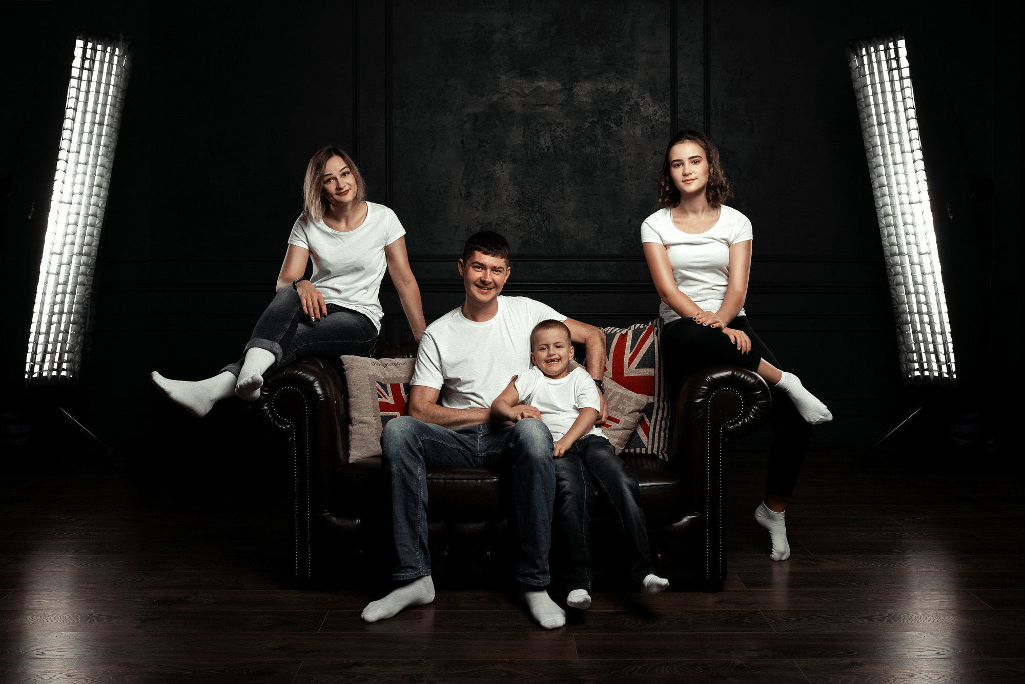 Sesja rodzinna w studio. Dimitri Ilkov Photography — Capturing Life’s Moments in Edmonton, Cana