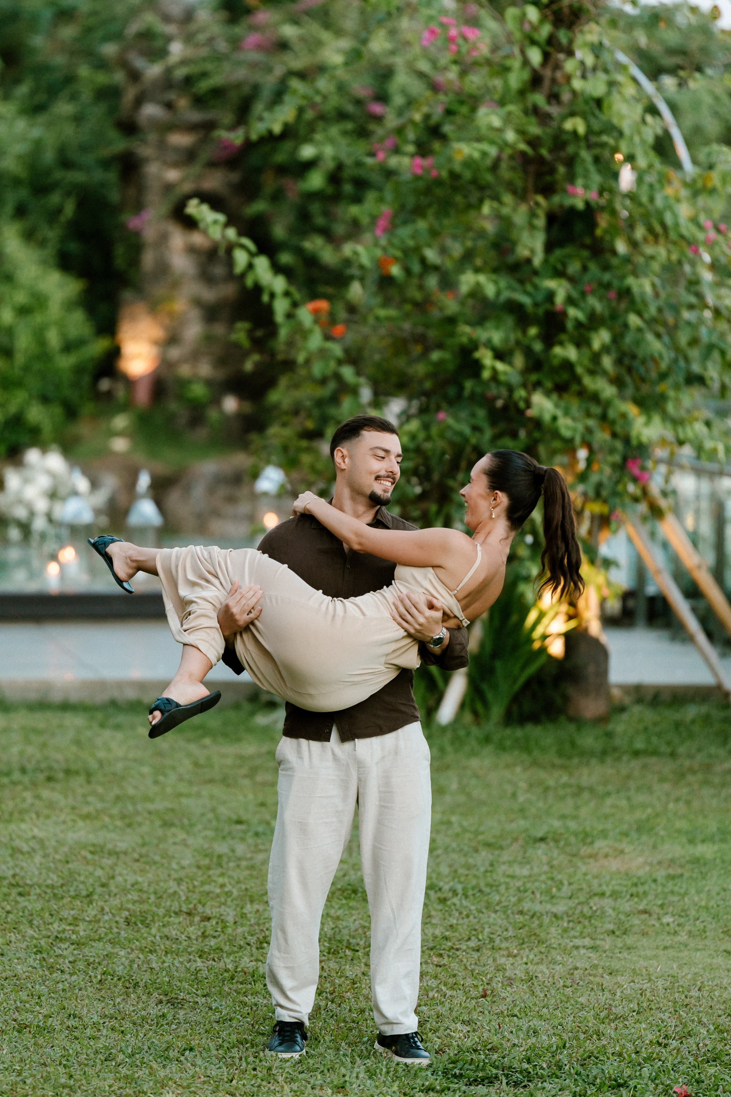 Nicolaos & Ivanna. Female Photographer in Bali