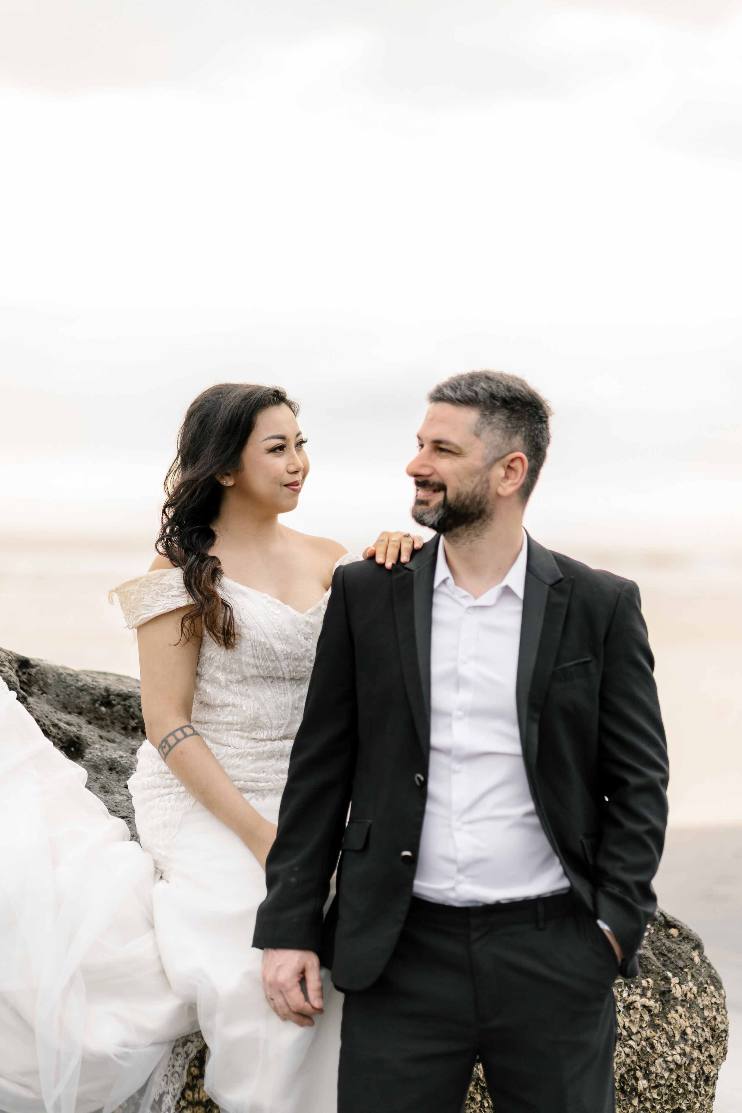 Honeymoon Photoshoot in Bali. Female Photographer in Bali