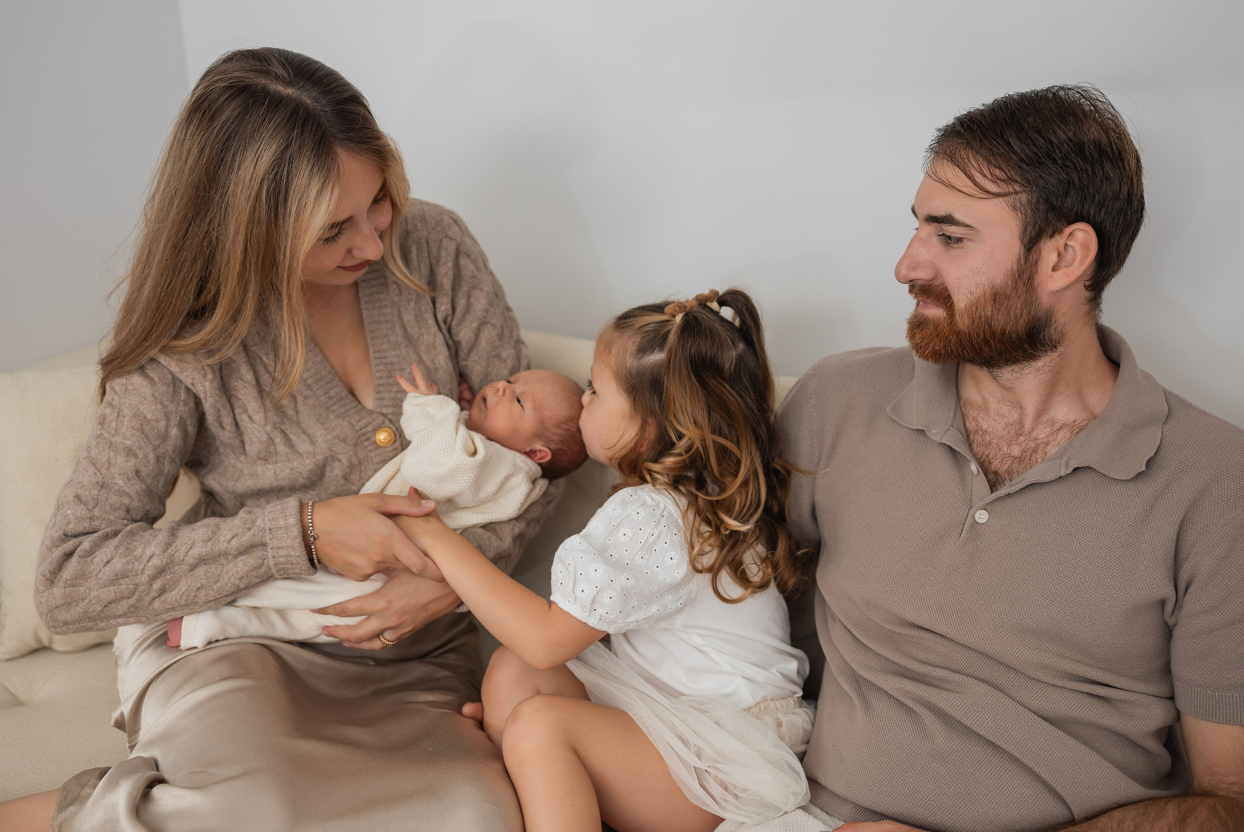 Newborn|Family Session. PHOTOGRAPHER IN LONDON