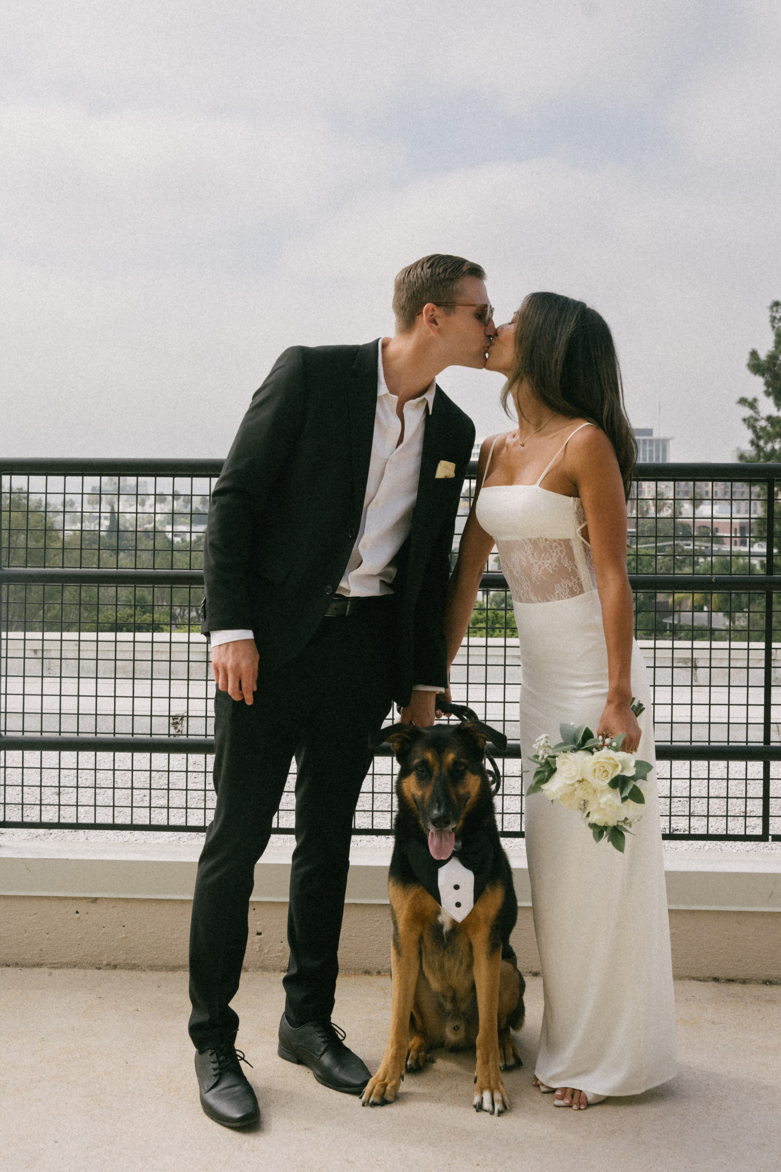 Beverly Hills Courthouse Wedding. Beverly Hill Elopement. Small Wedding in Beverly Hills