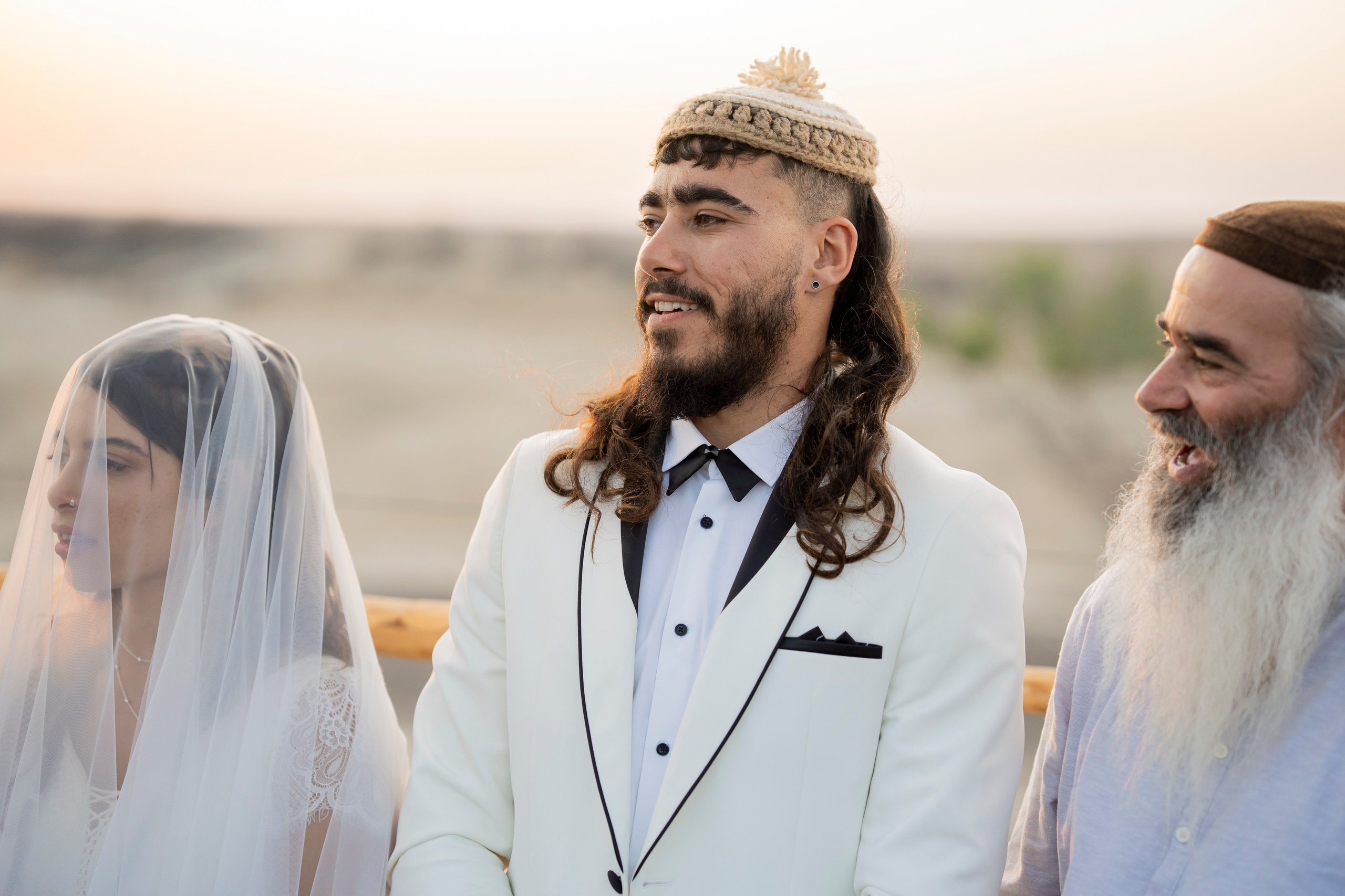 אביה ואחיה. יוסף מזרחי צילום חתונה, ברית וזוגיות. צלם מקצועי שאוהב להוציא אתכם הכי יפים ברגעים הכי מרגשים