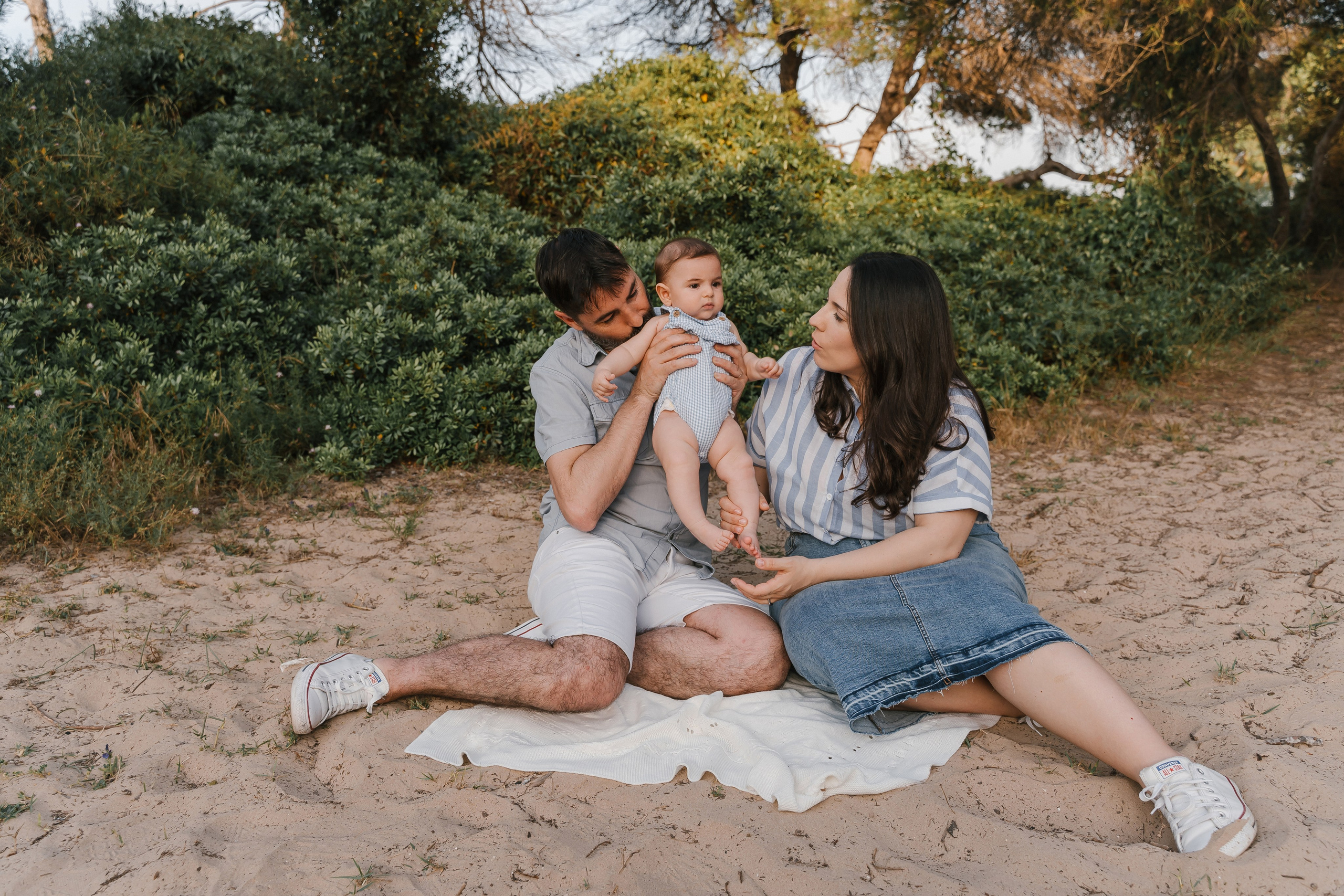 Tania, Antonio y Elias. Fotógrafa de bodas y familias en España, Valencia: Nadia ProFoto