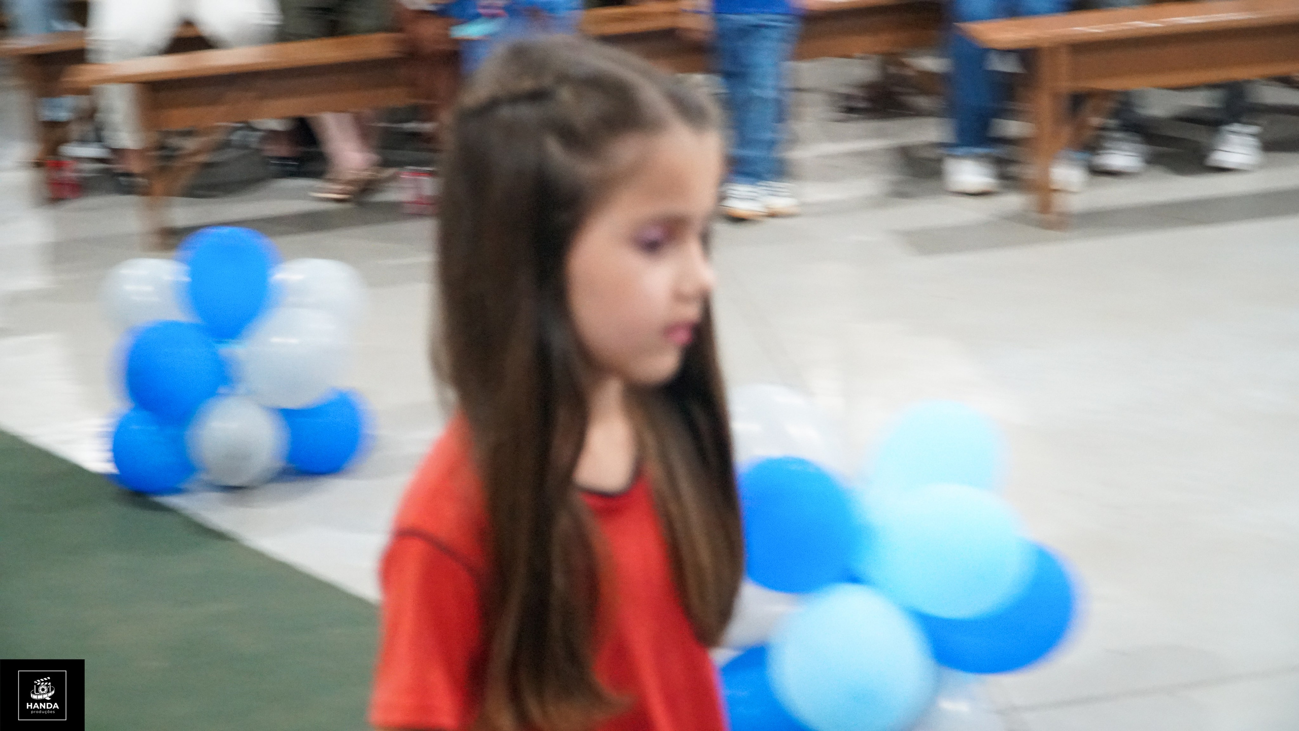 Noite autógrafos colégio Aurélio Buarque de Holanda. Handa Produções