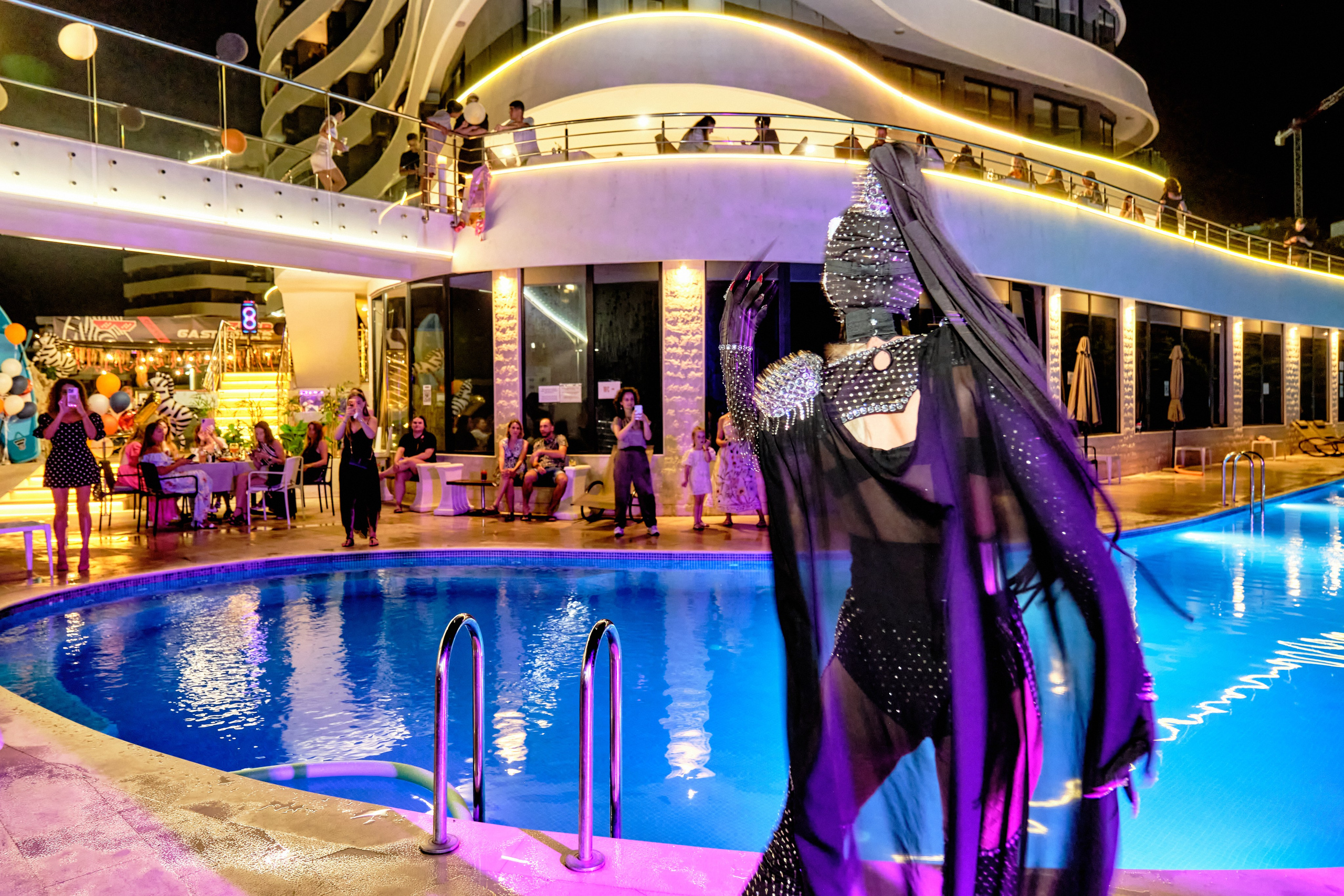 Photo report from the Zebra Restaurant’s birthday celebration. Becici, Montenegro. Photographer, photo artist Alena Novgorodtseva