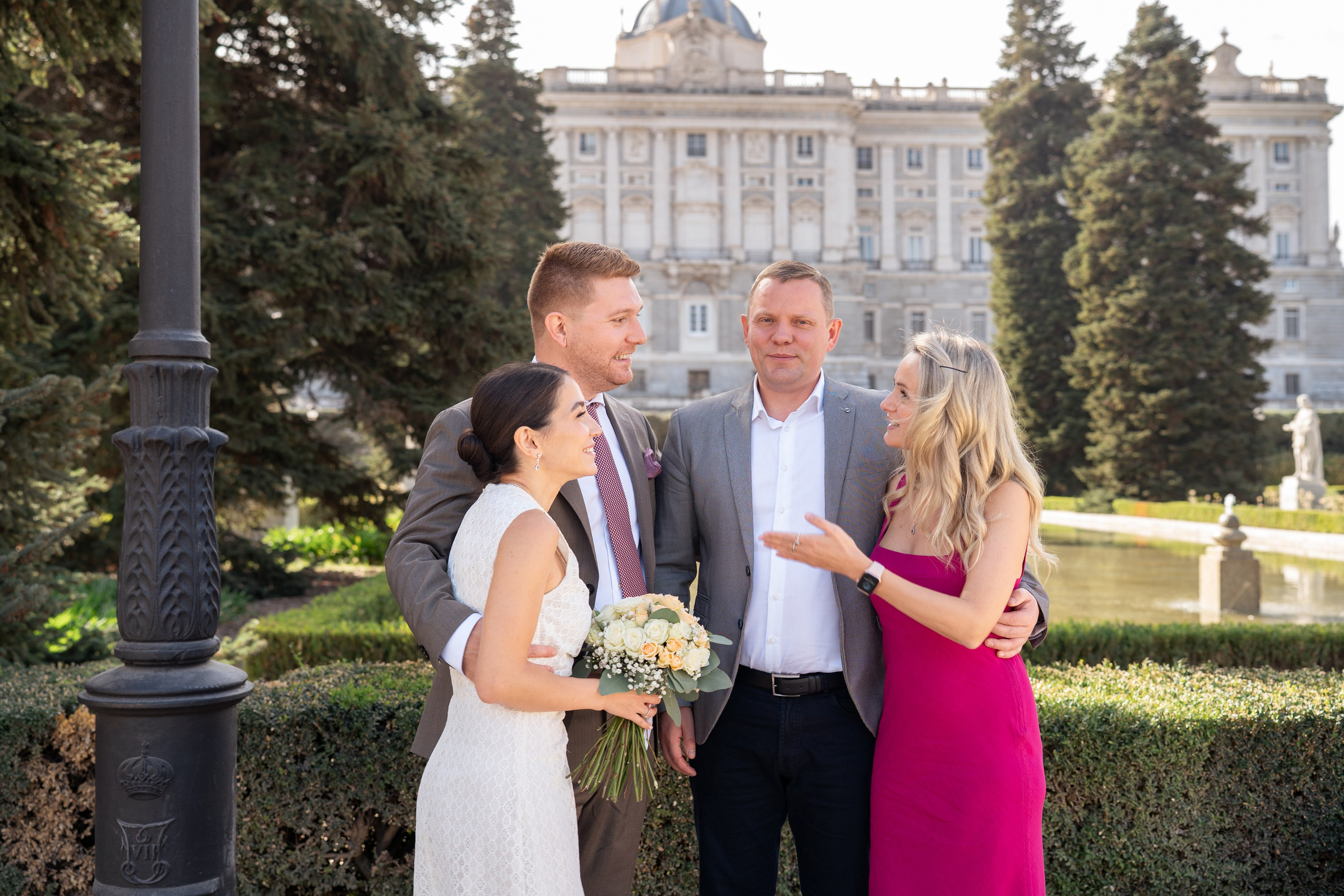 Elopement photoshoot in Madrid city centre. Fotógrafo en Madrid, España. Alyona Belyaninova