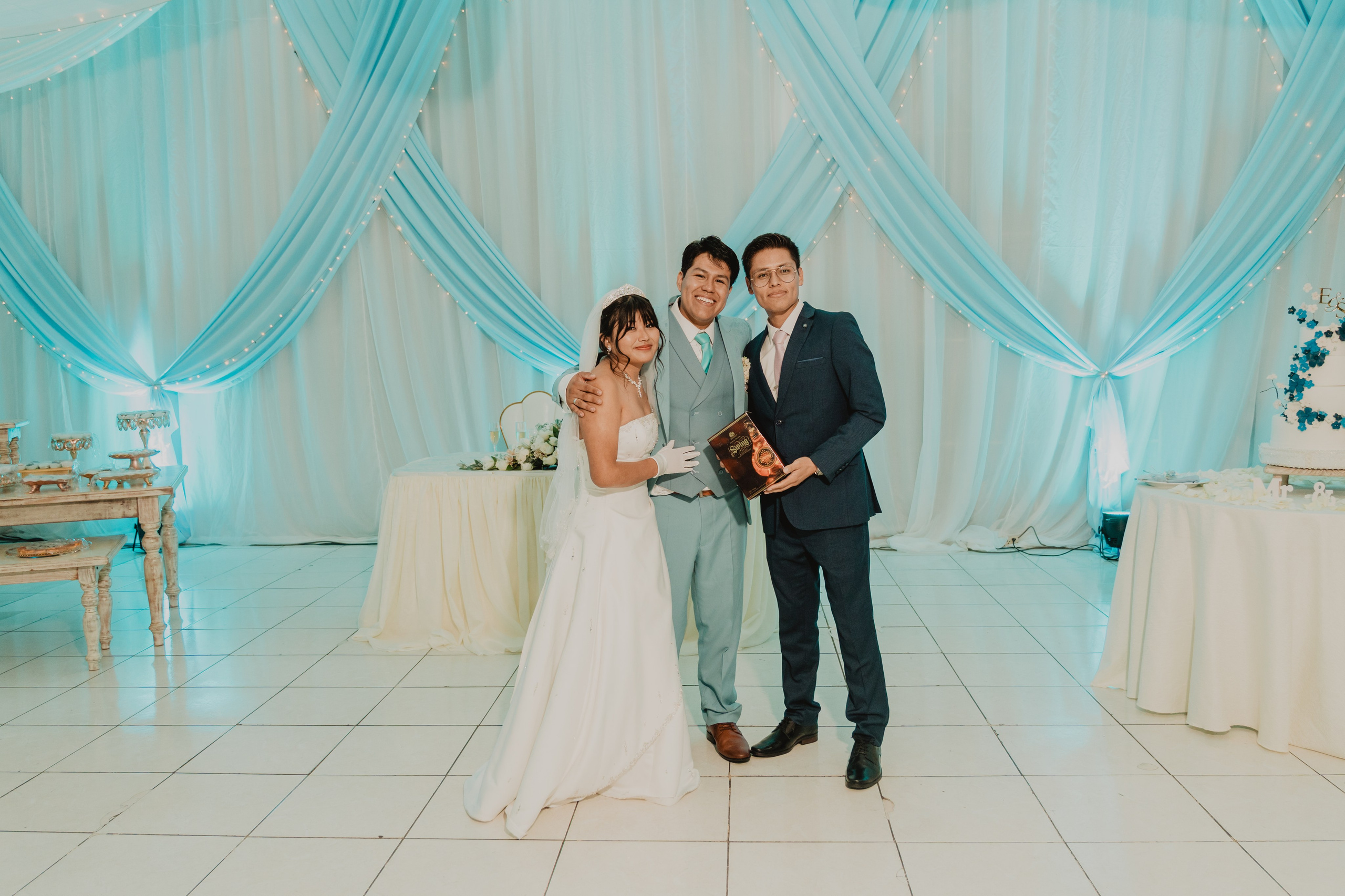 STEISY + EMMANUEL | BODA RELIGIOSA. Studio KVTA | Fotografía y Video de Bodas en Arequipa