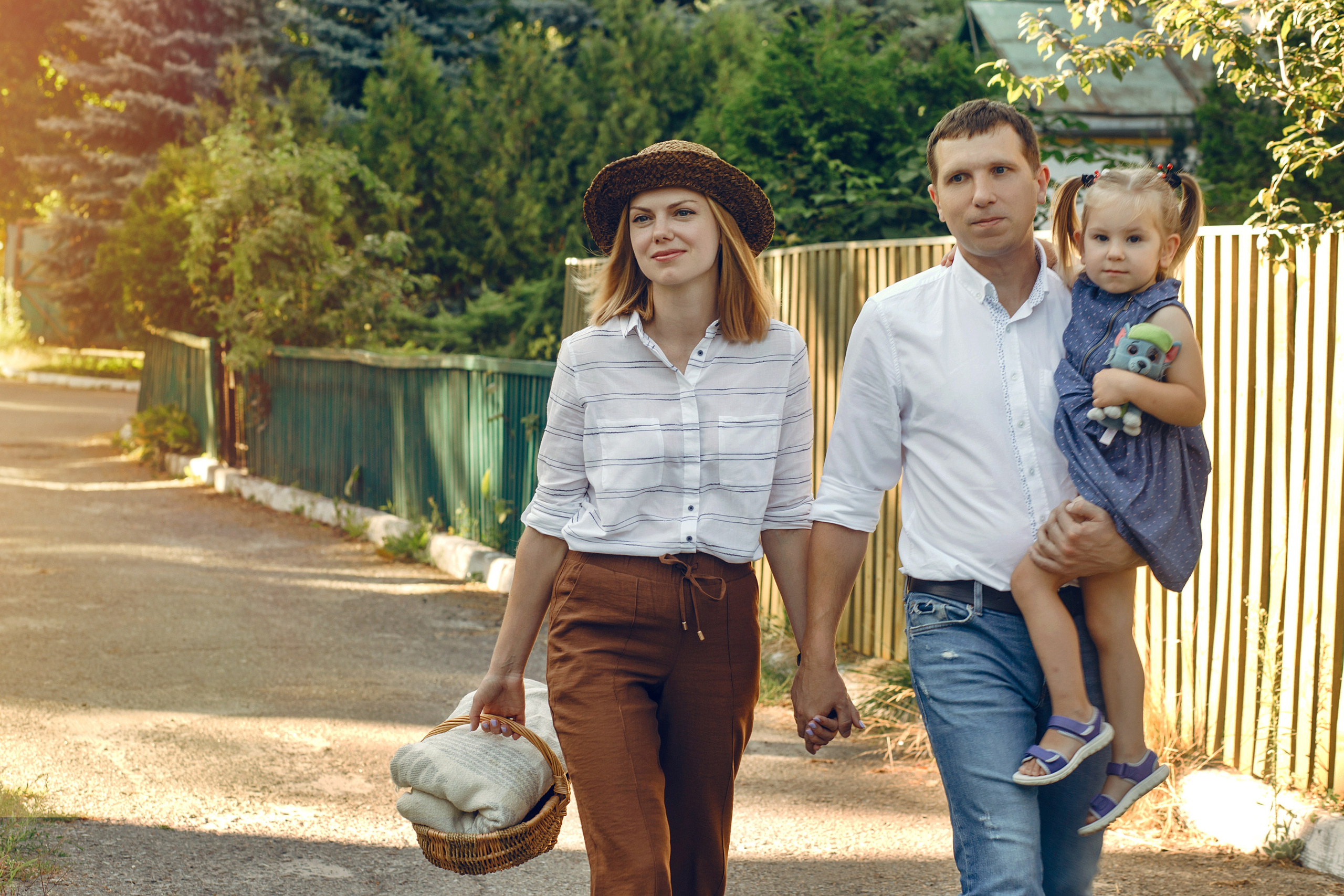 Sommer. Portrait family photographer in Berlin Elena Zakh