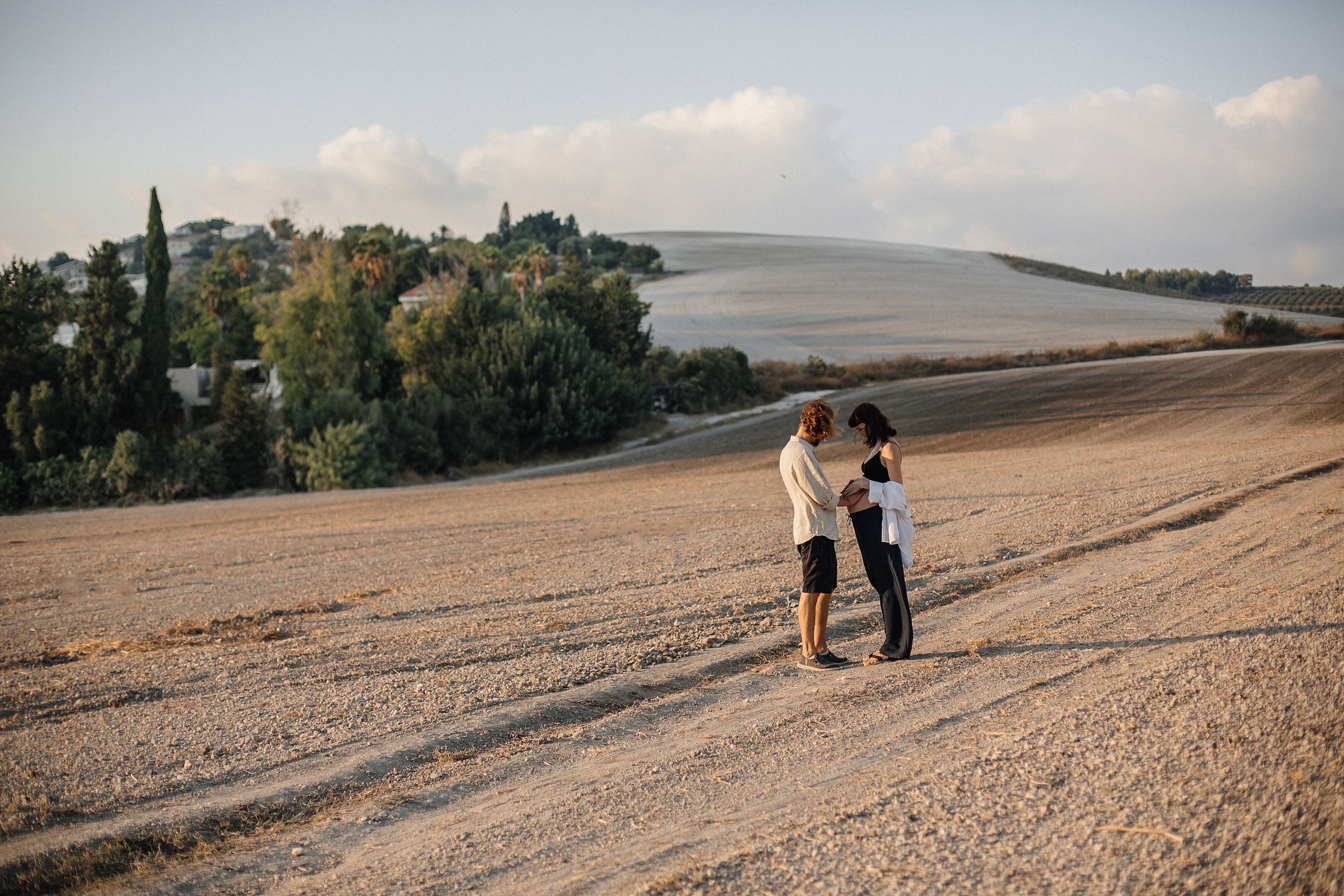 Kiryat Tivon field. Family photographer in Israel