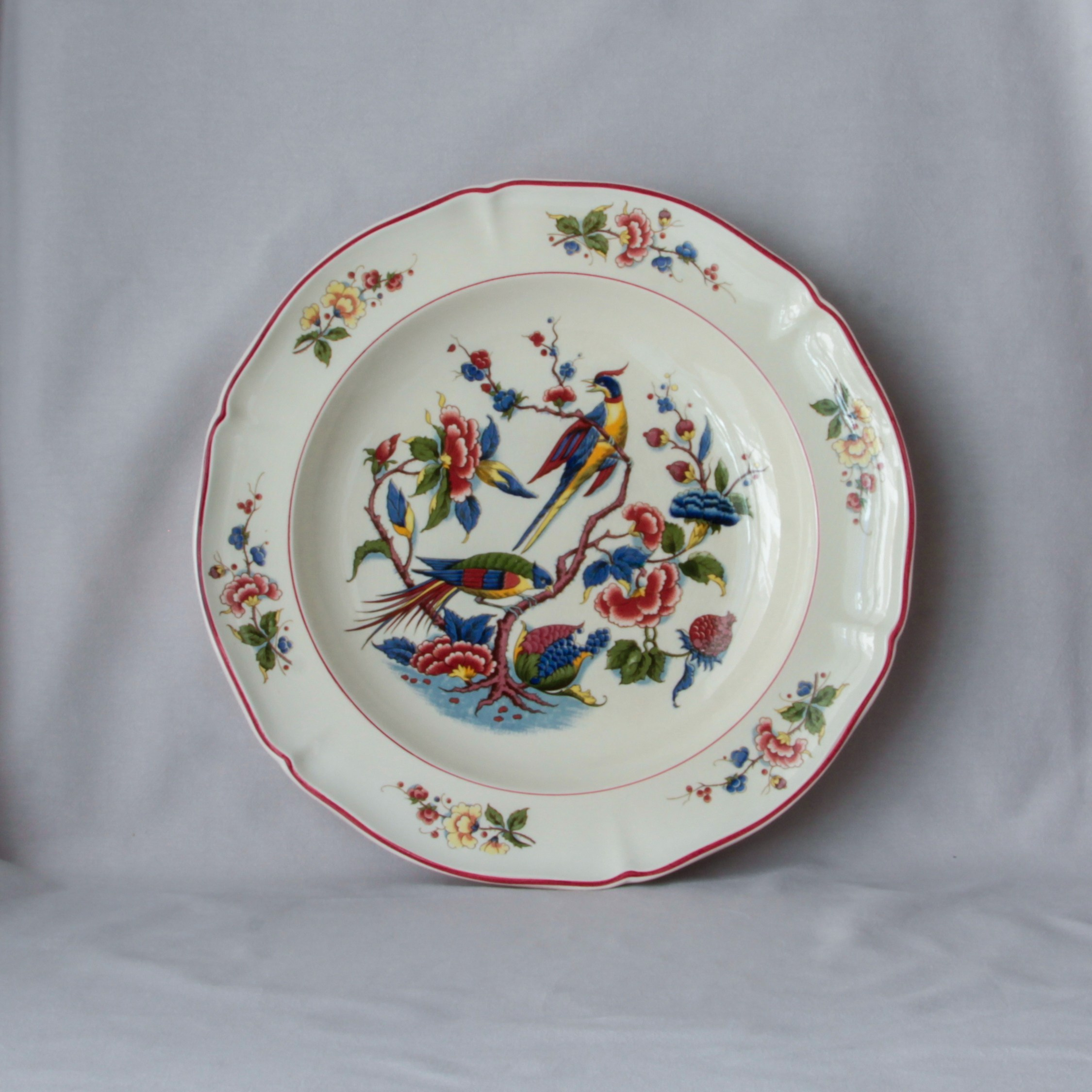 Villeroy&boch. Современнные и актикварные украшения в Барселоне, Москве и Санкт-Петербурге