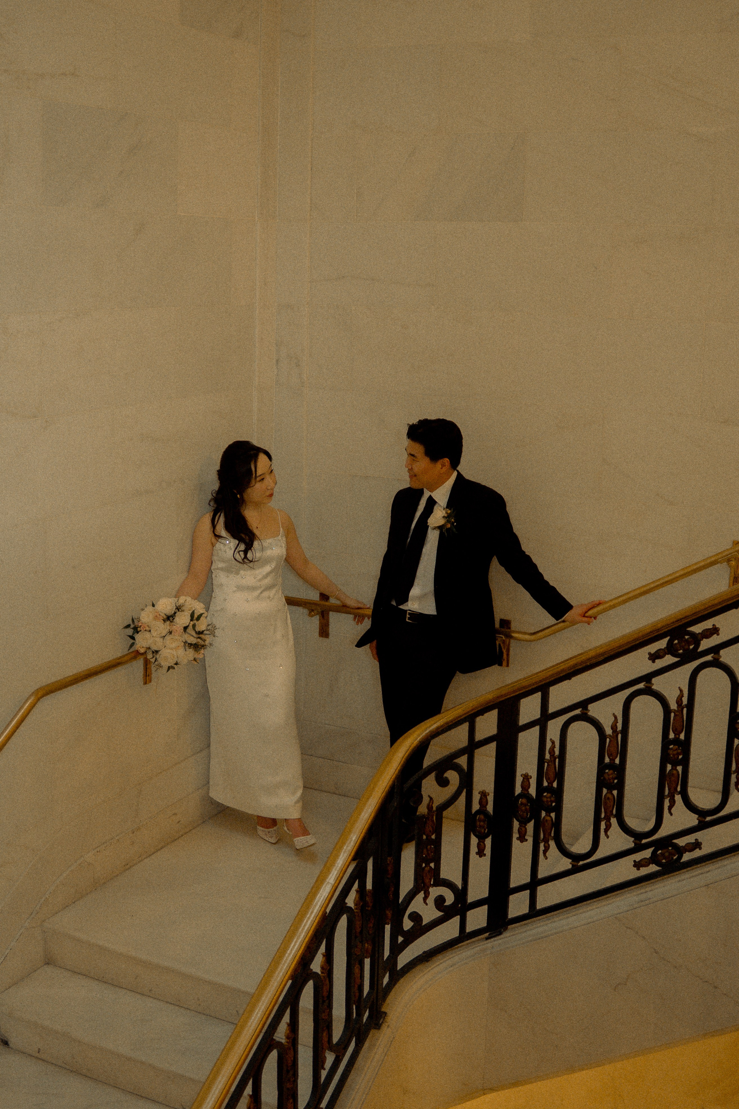 Elopement | City Hall. Sacramento & Bay Area Candid Photographer | photography_of.nadia