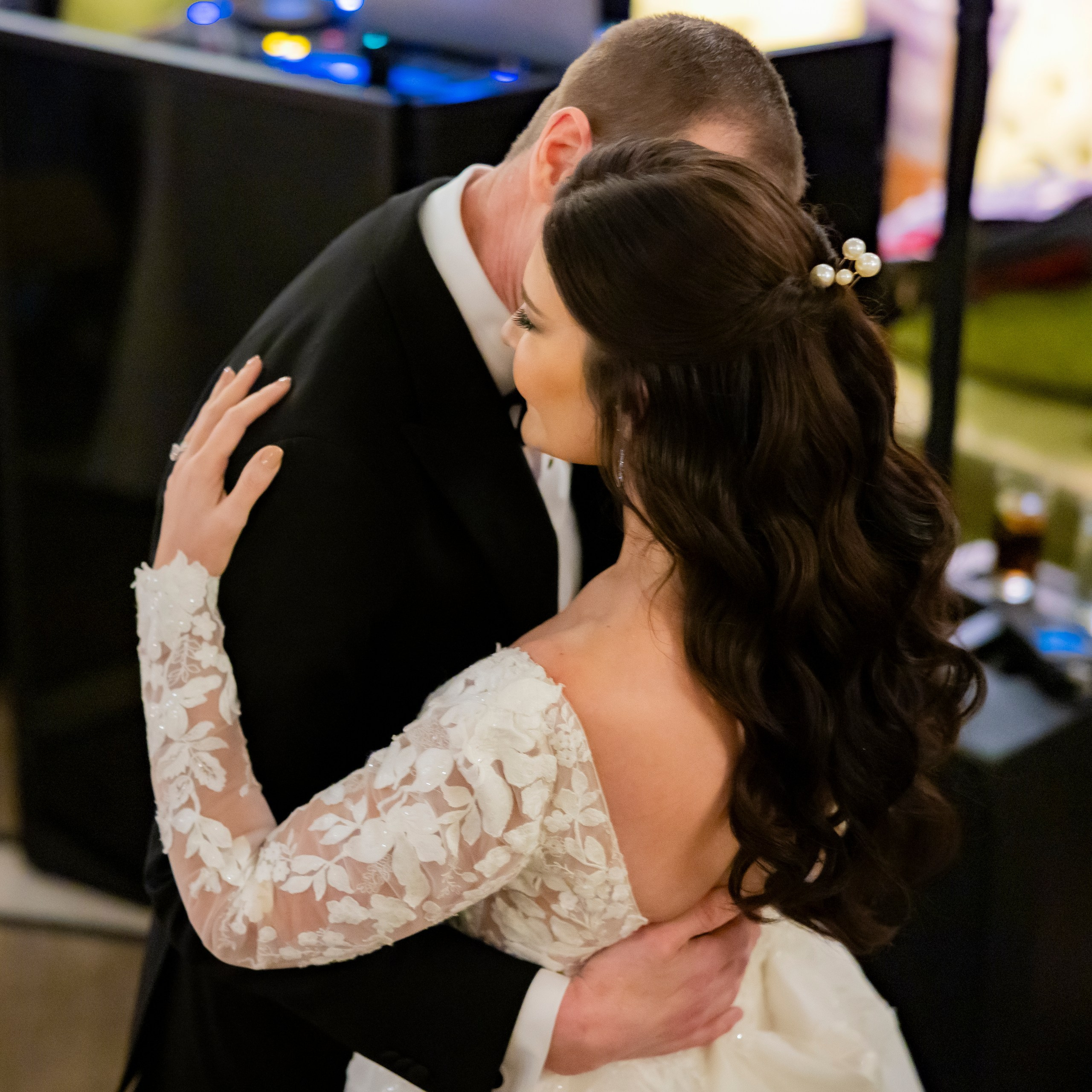 Shaun and Edelweis, A Taj Hotel. Wedding Photo & Video