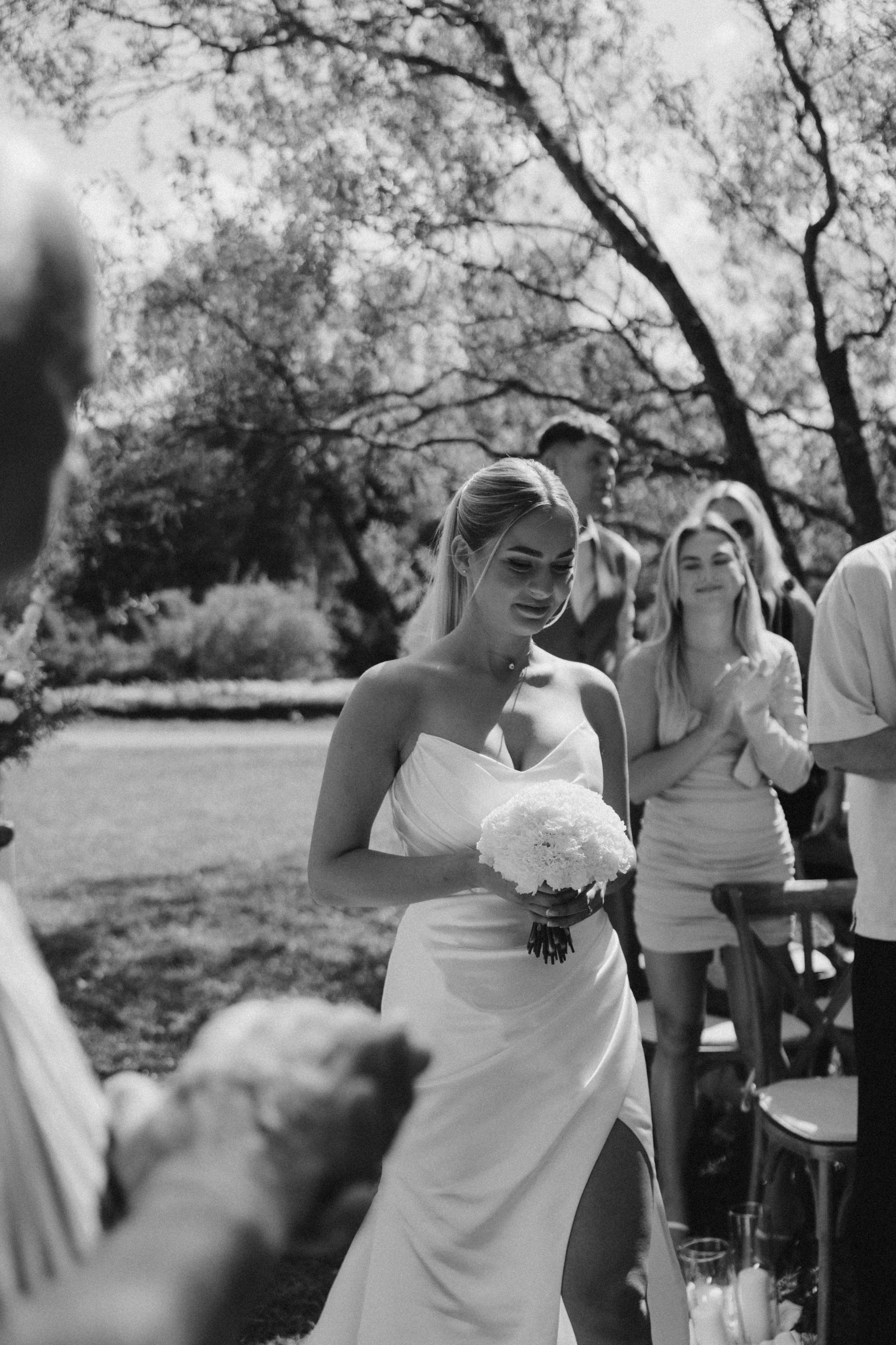 Ieva ir Martynas | Vestuvės Kauno botanikos sode. Vestuvių ir šeimų fotografė Lena Bondarenko / belove photo