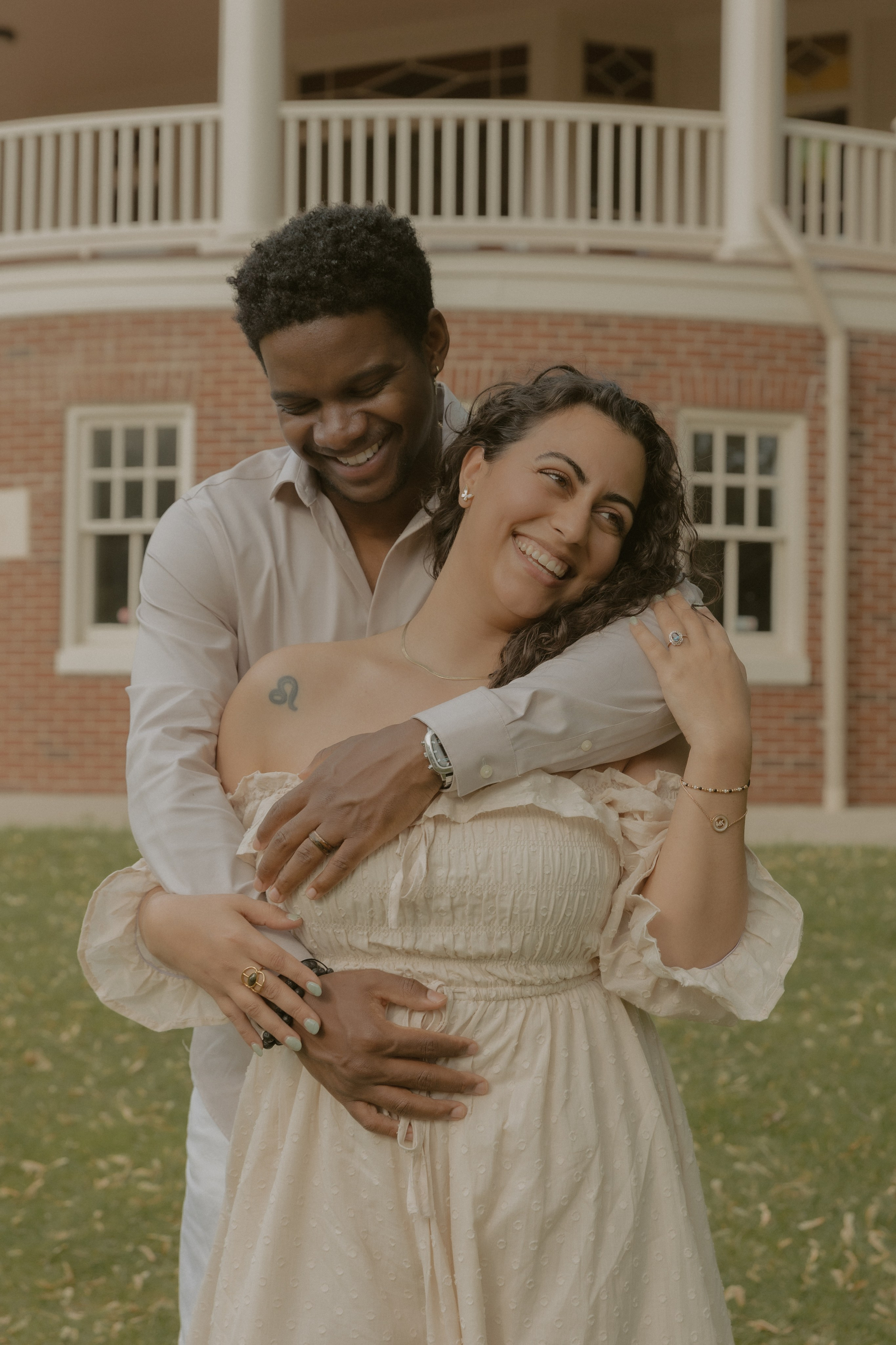 T&C. Couple photographer in Chicago