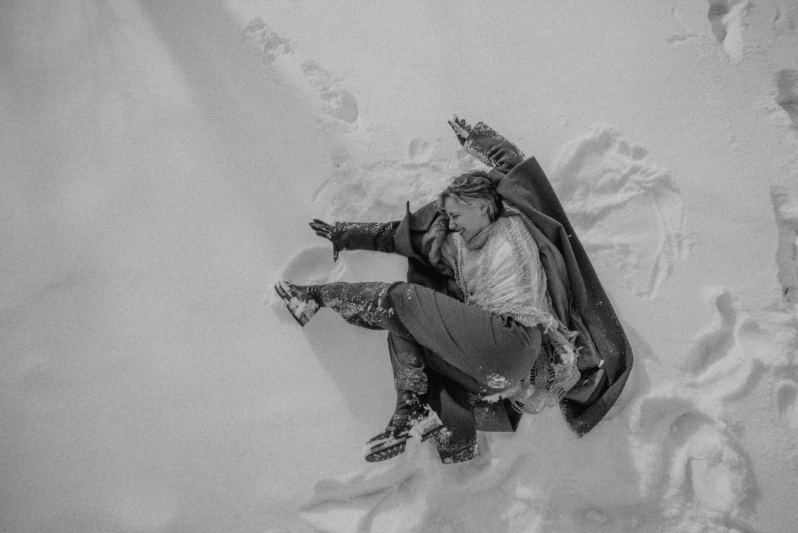 2025. Стрит-фотография, полная абсурда, идиотизма и красоты