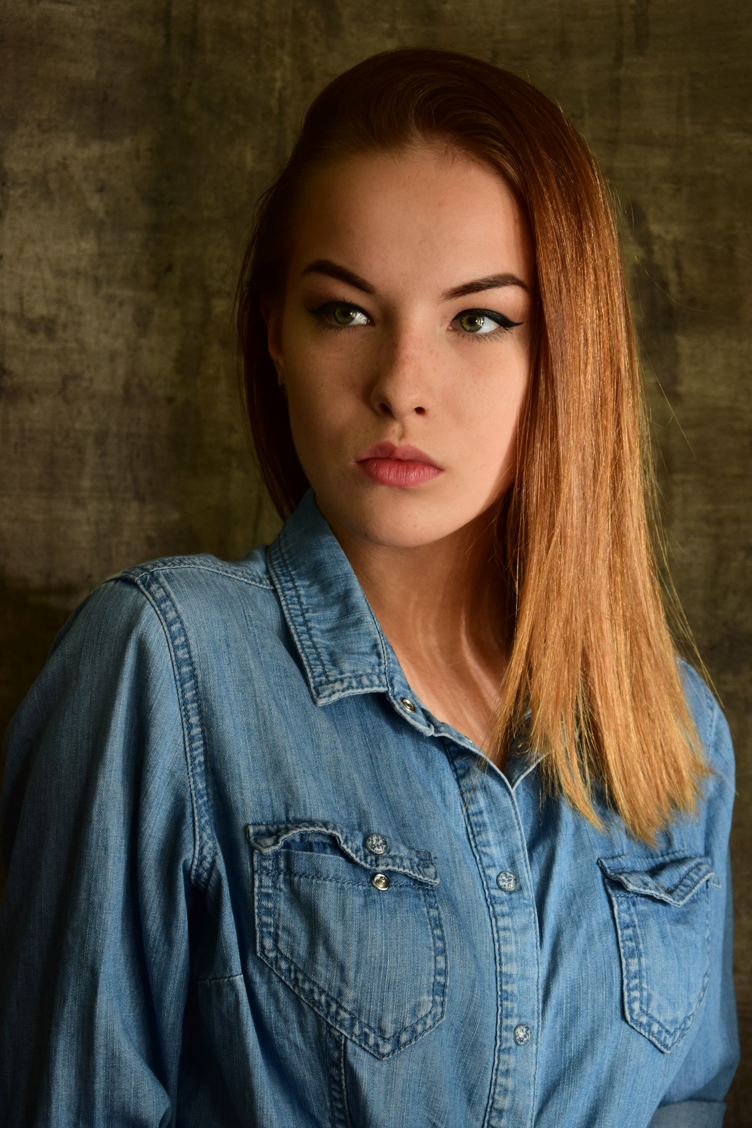 Games with lights (Studio). Photographer Margarita Antonova in Naas, Co Kildare