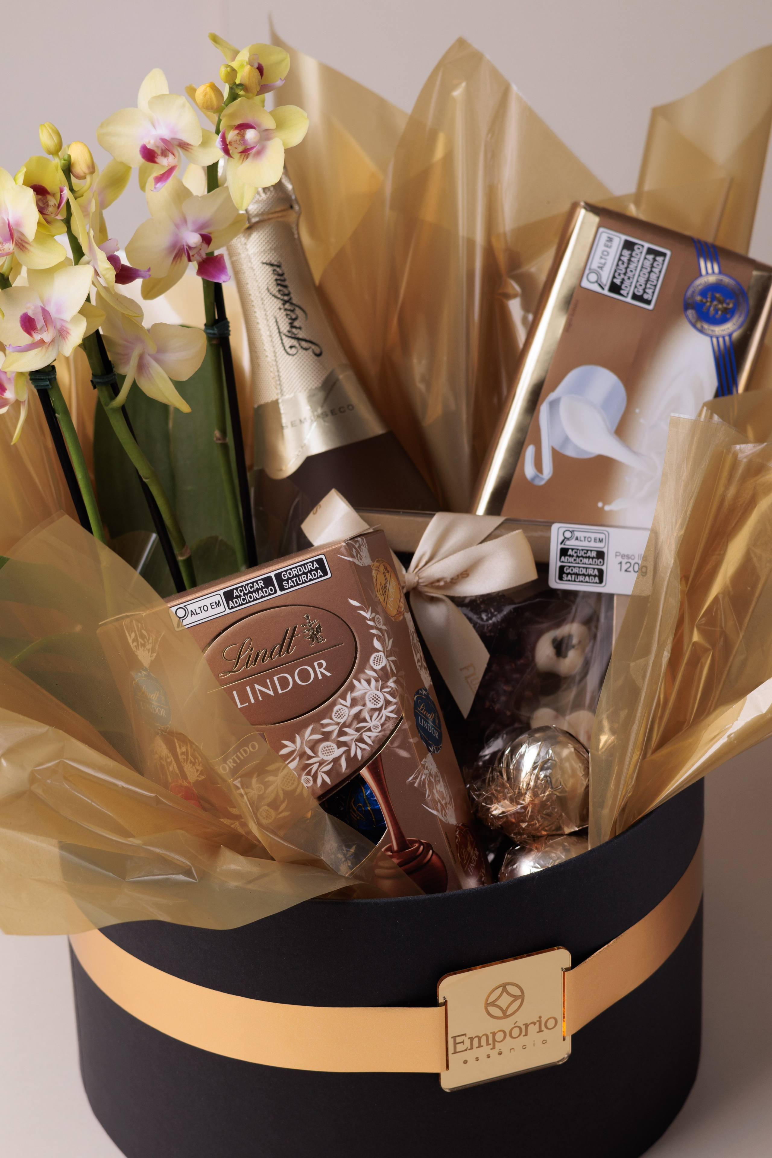 Fotografia Publicitária de Cesta Presente Premium | Encanto & Arte. Luan Hobold Fotografia