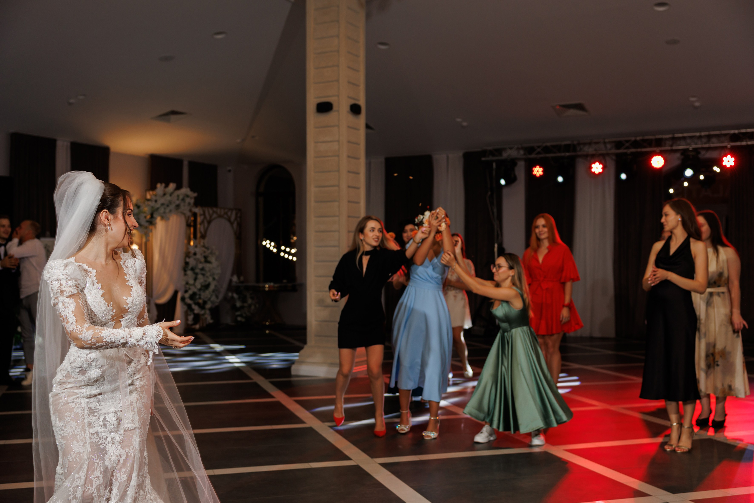 Fotograf nunta chisinau. Dinu Malancea. Dinumalancea.com — fotograf de nunta si familie. Moldova, Romania, UE