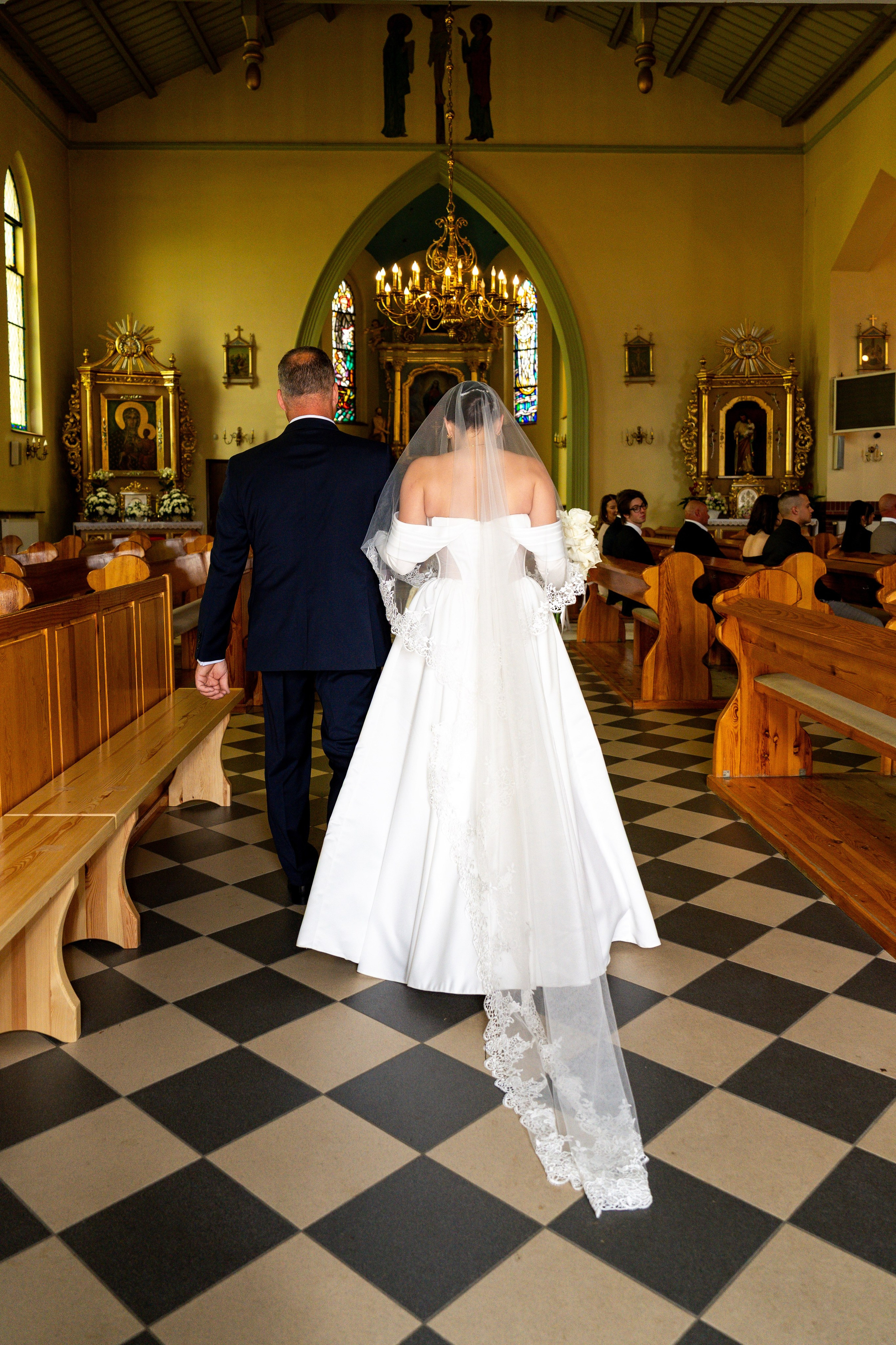 E&N: Zamek w Rzucewie. SL Wedding Photo — Editorial, Elegant & Timeless Wedding Photography in Poland and Across Europe