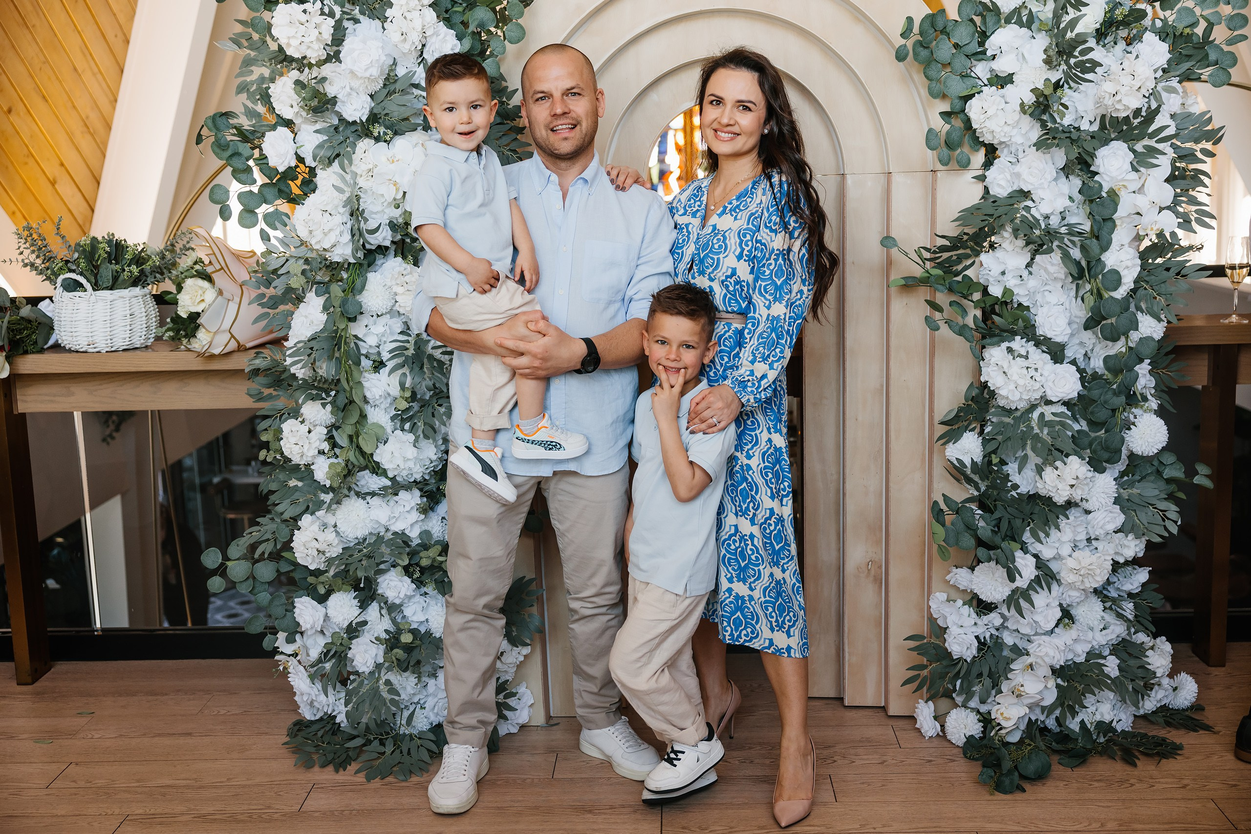 04.27.2025 Wedding. Wedding family event photographer in Chicago Nick Yushevich