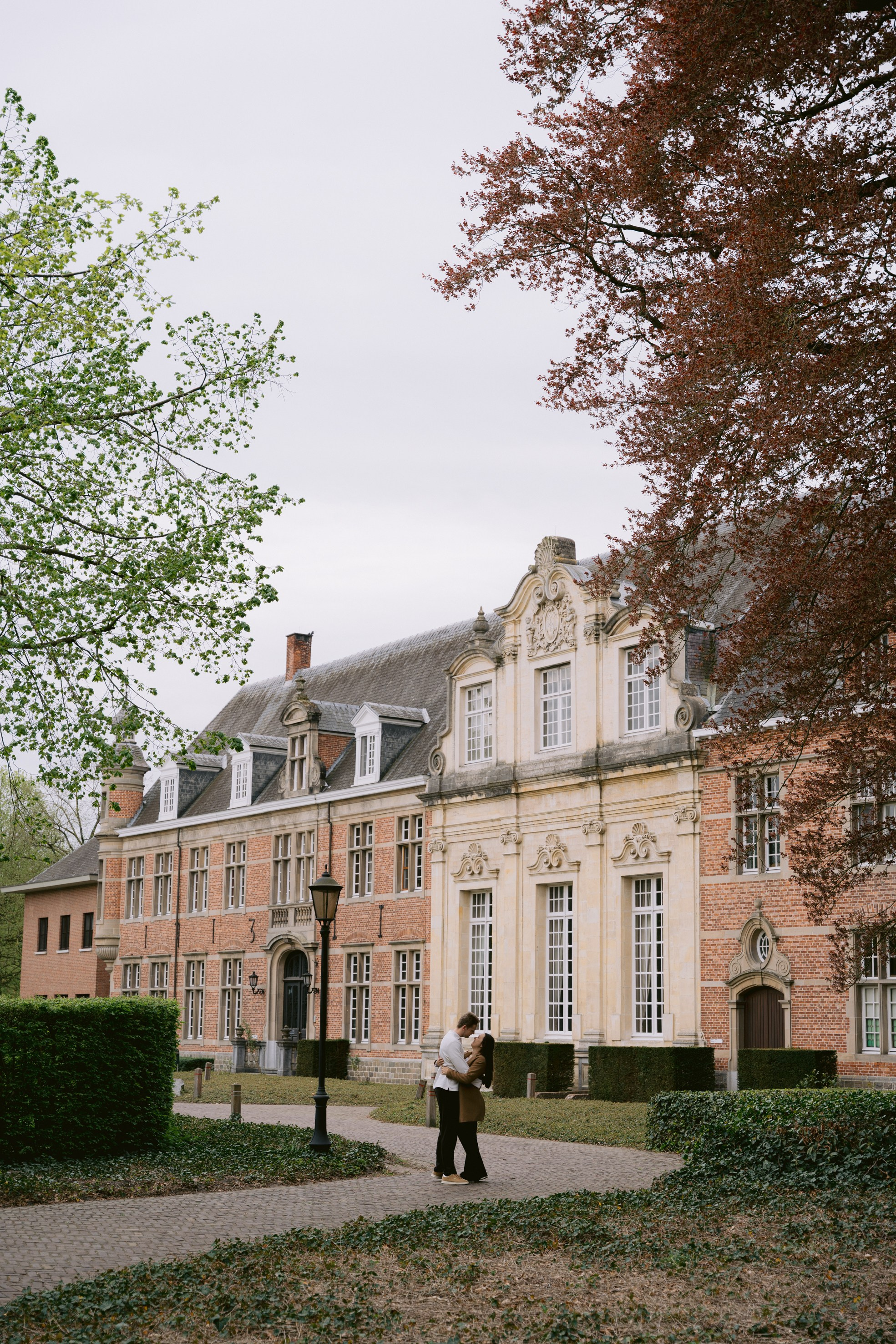 Pre Wedding Postel. Little Birdie – Jouw familie- en huwelijksfotograaf in België en daarbuiten