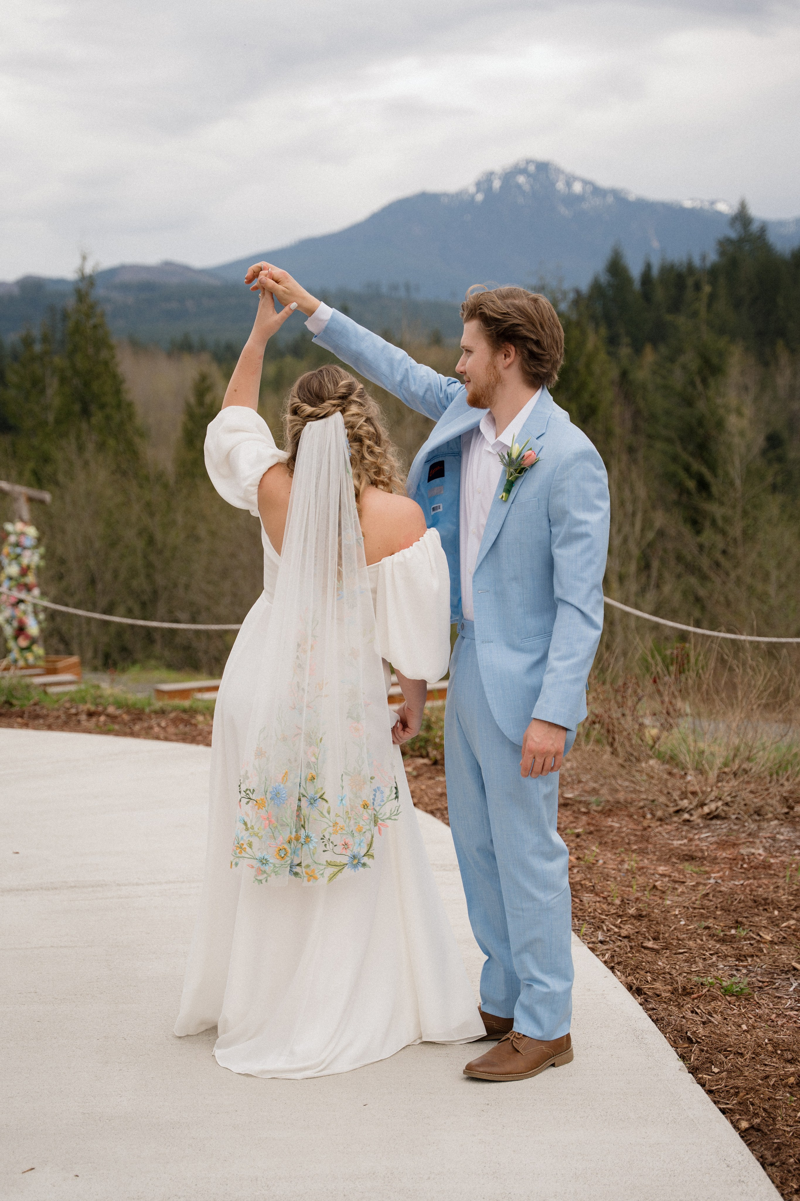 Katlyn and Josiah | Full Wedding day. Photographer in Washington Sophia D