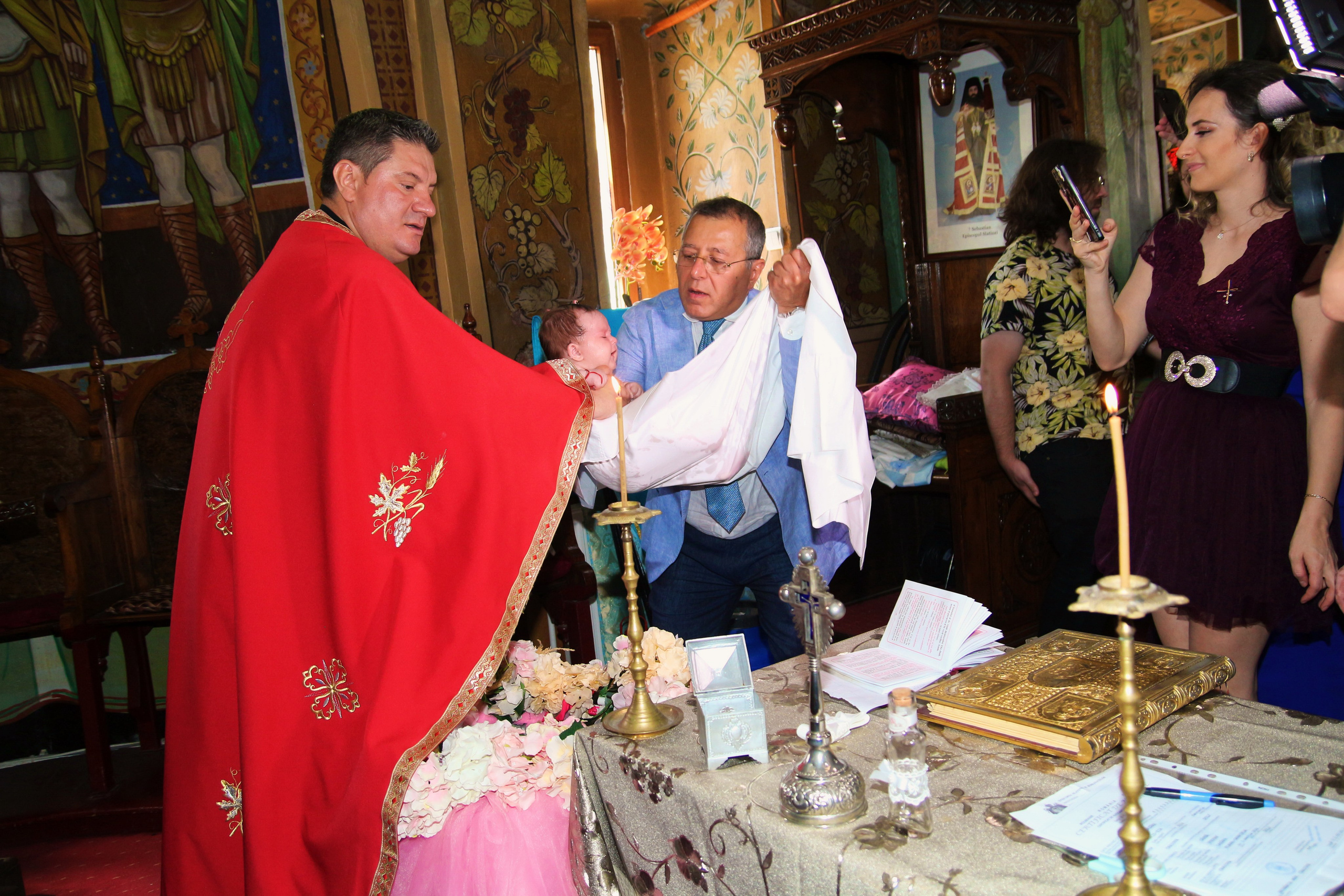 BYZO MEDIA. PETRU BYZO - family and children photographer in ROMANIA