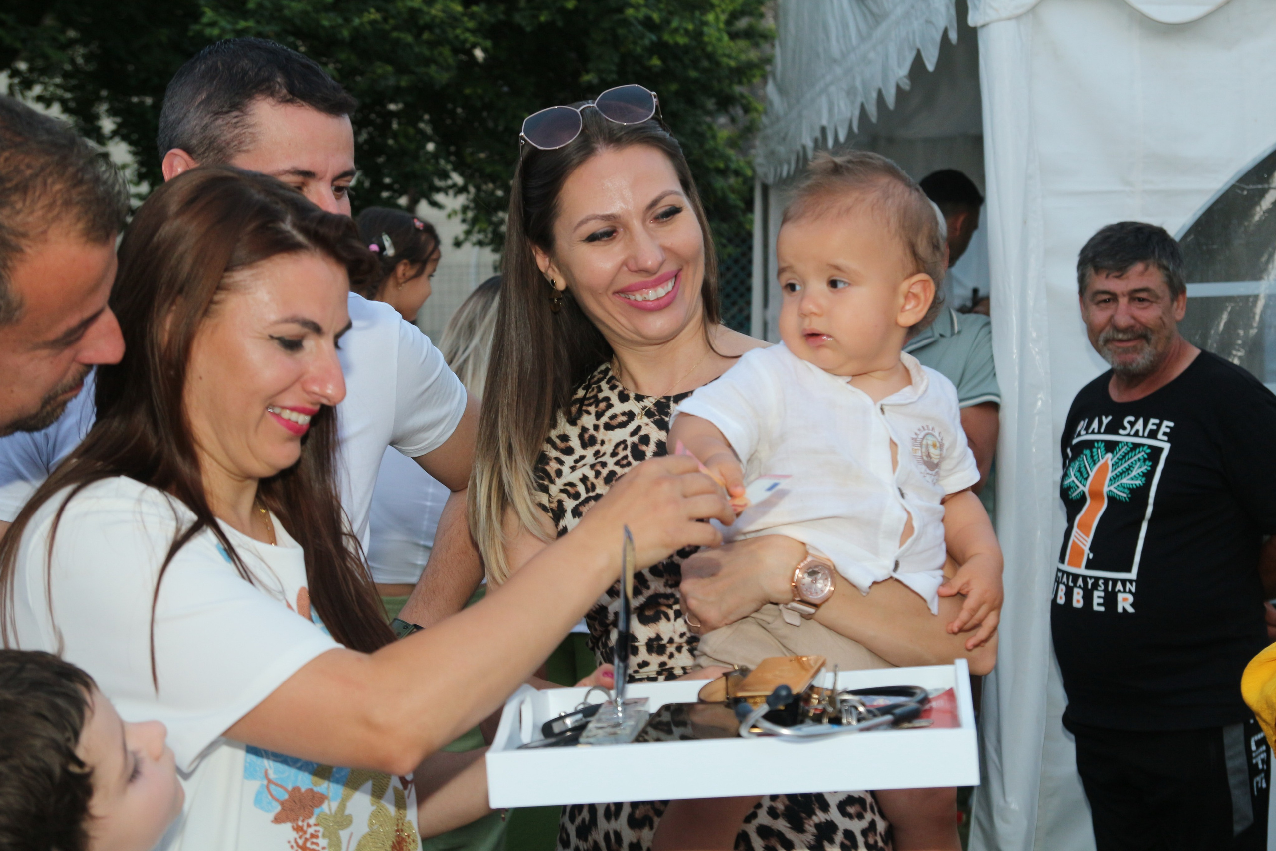 BYZO MEDIA. PETRU BYZO - family and children photographer in ROMANIA