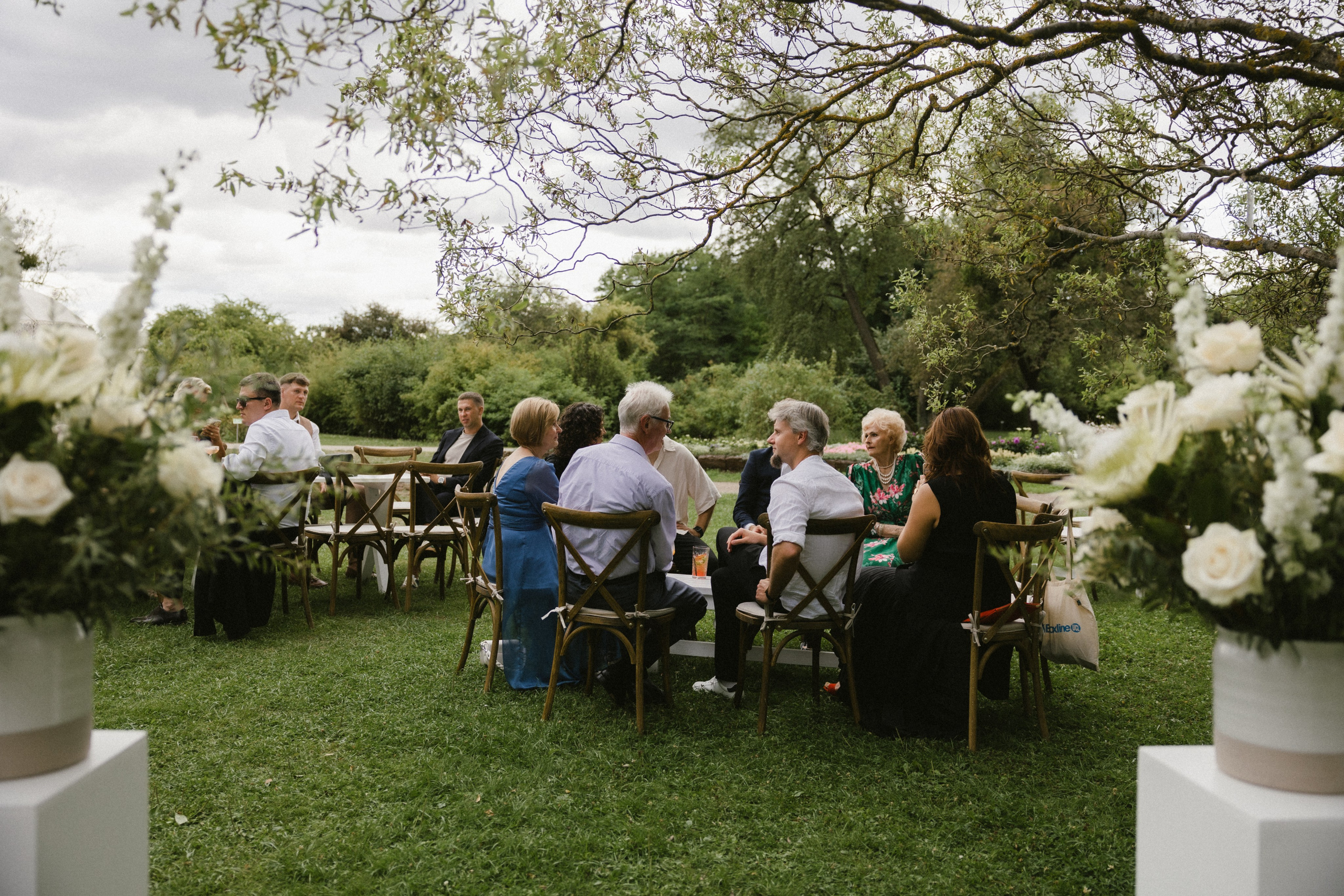 Ieva ir Martynas | Vestuvės Kauno botanikos sode. Vestuvių ir šeimų fotografė Lena Bondarenko / belove photo