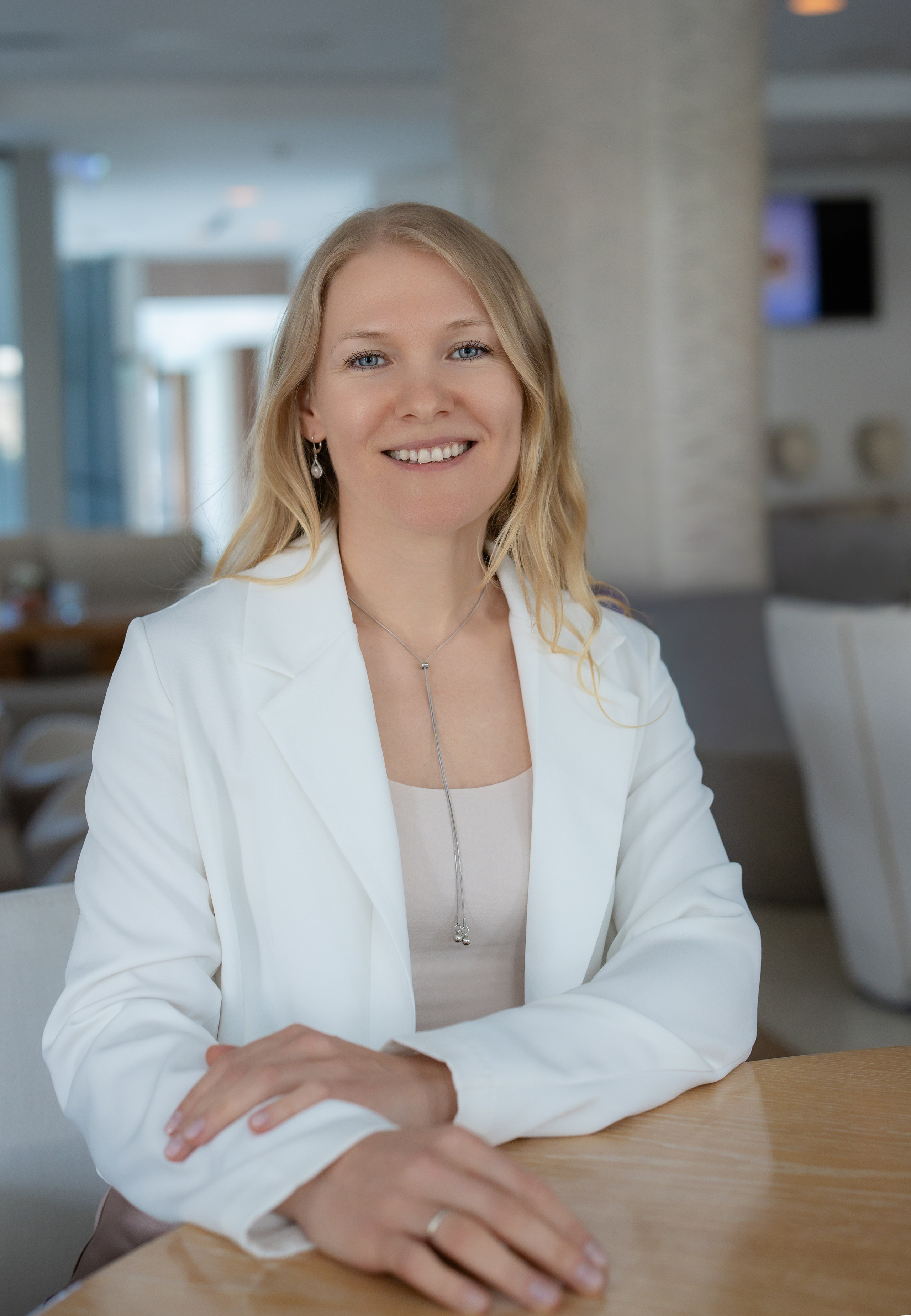 Business Portraits. Ekaterina Sitnina|Portrait and storytelling photographer in Cyprus