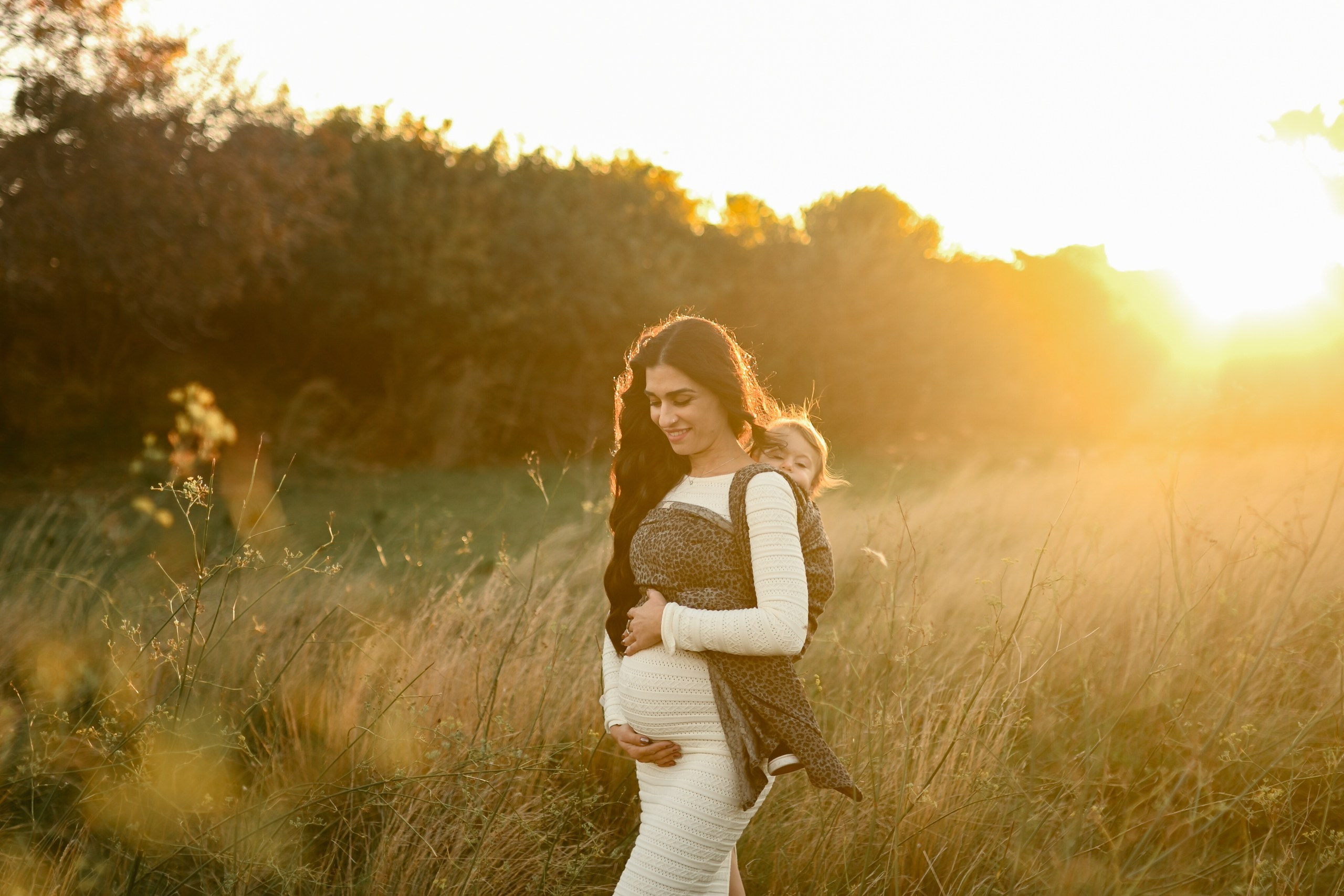 Pregnancy announcement photoshoot Rhodes. Φωτογράφος νεογέννητων στη Ρόδο. Φωτογράφιση εγκυμοσύνης