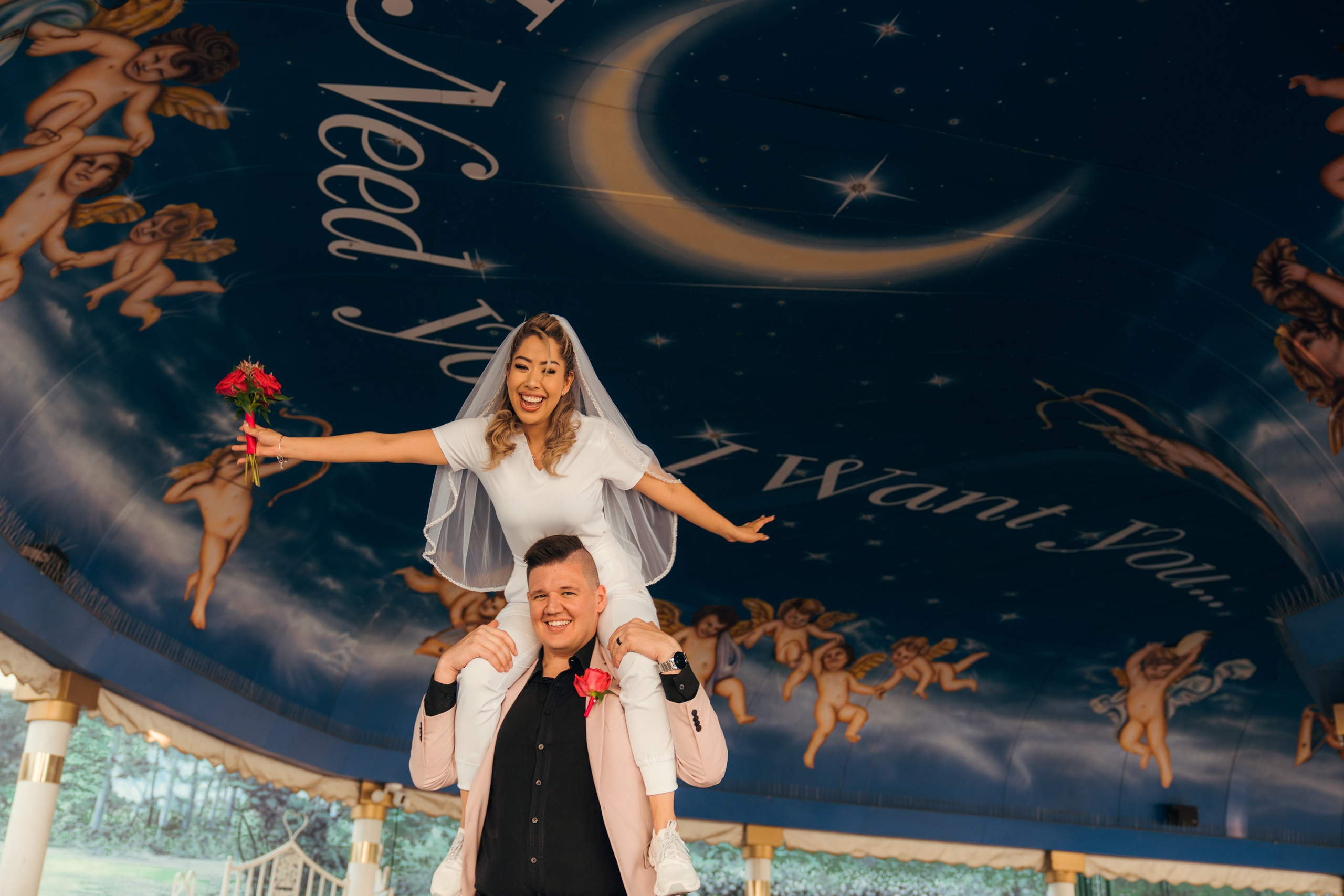 Mia&Kyle. Wedding & elopement photographer Viktoriya Kravtsov. Las Vegas