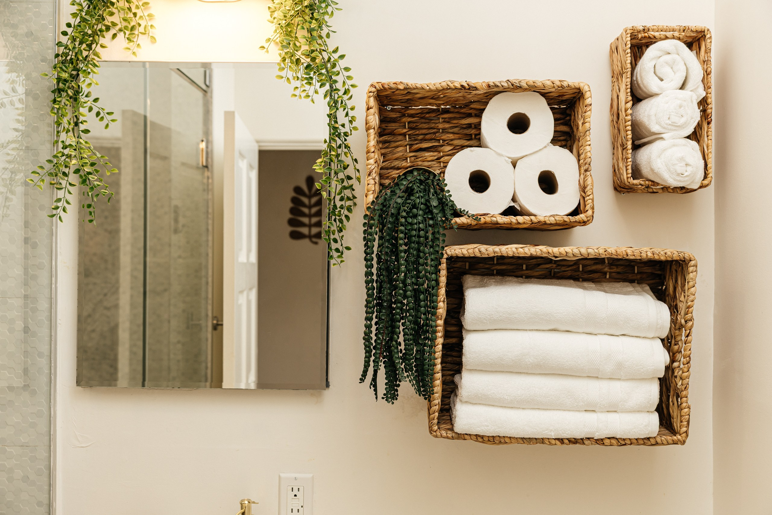 Appearance Apartments. Photographer Andrei White