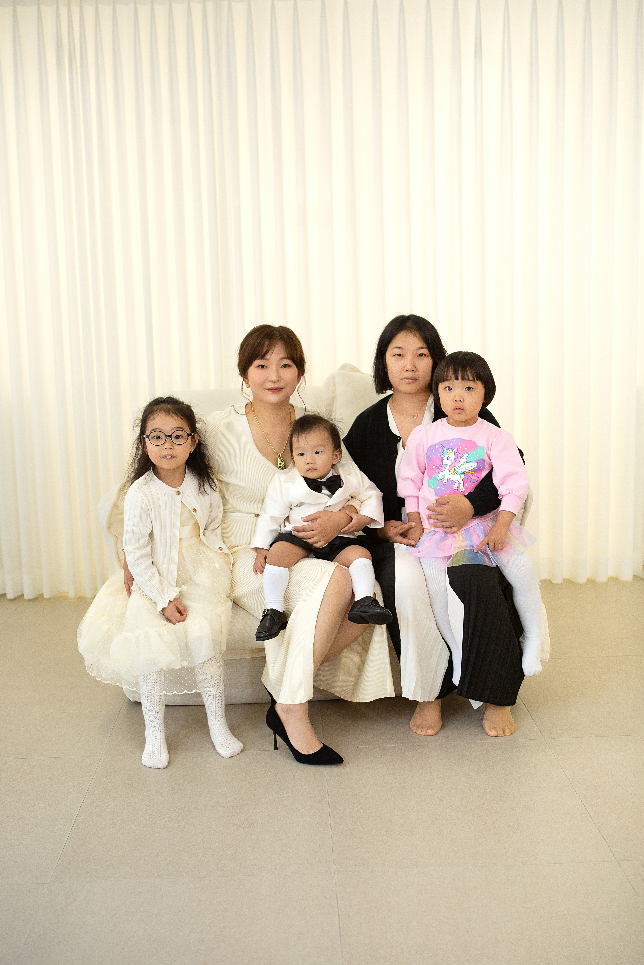 Никита в студии. Фотограф беременности, ньюборн и годовасиков в Корее Жанна Хан