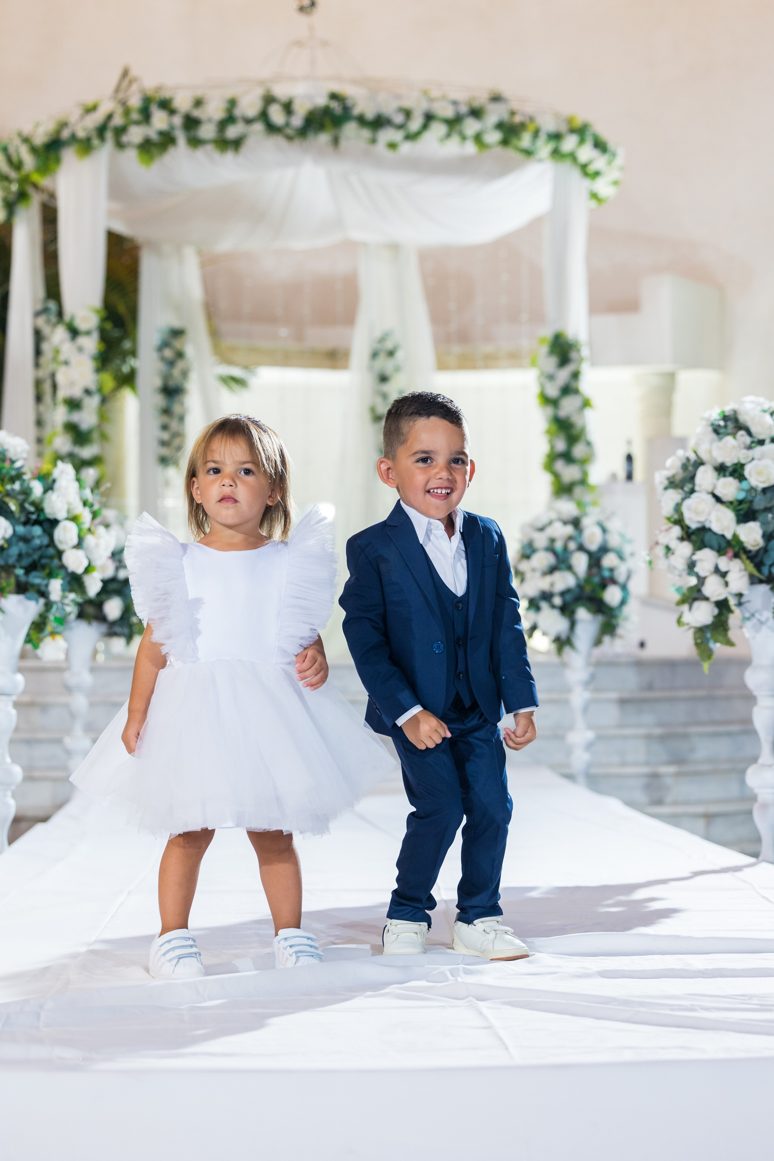 Naria & Yadid. AMIR BUCHNIK PHOTOGRAPHER