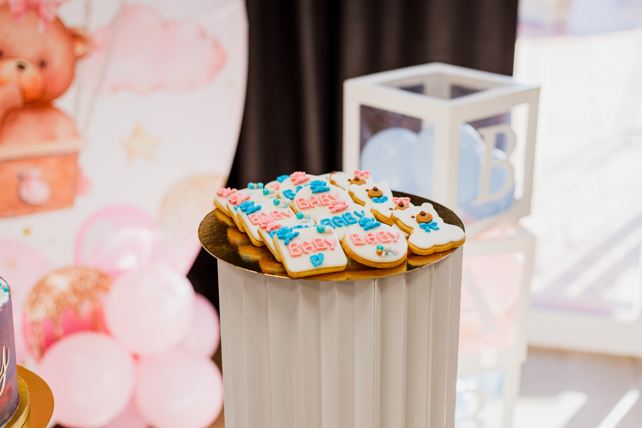 Baby shower (Gender party). Studio photo « Partage ton bonheur » – Photographe famille près de Châtellerault, Poitiers et Tours