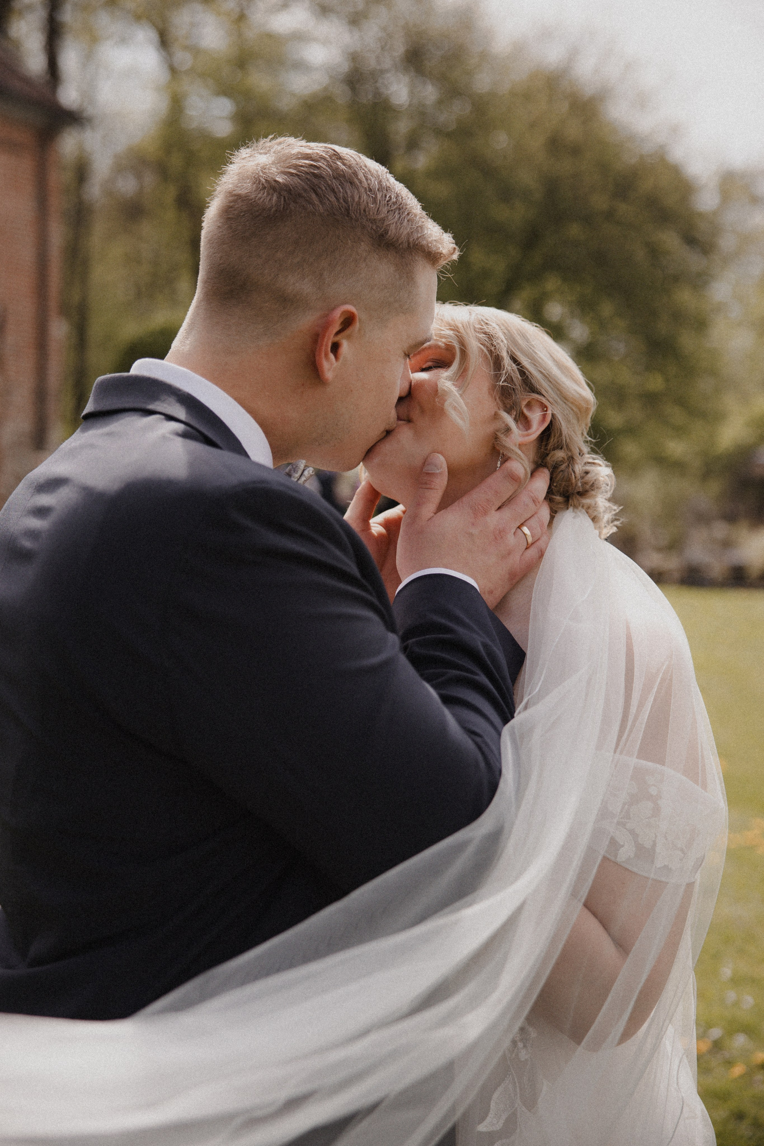 Lorena & Jan l Schloss Sythen. Hochzeitsfotografin Bochum | Halyna Reiche Fotografie NRW