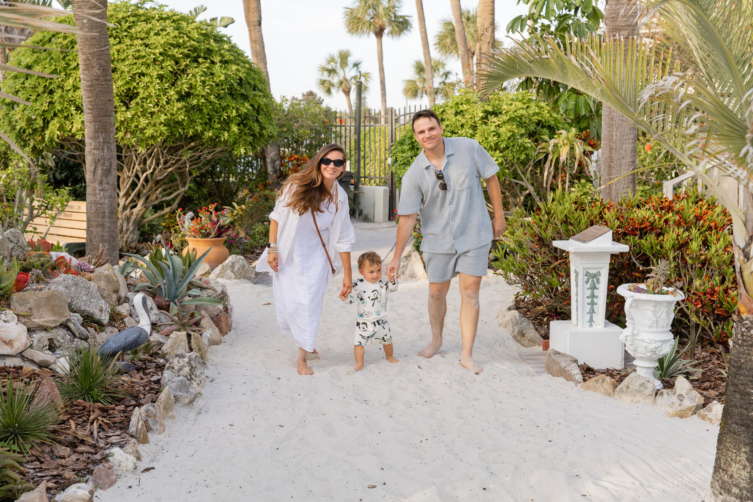 Family photo shoot and love story  tampa florida