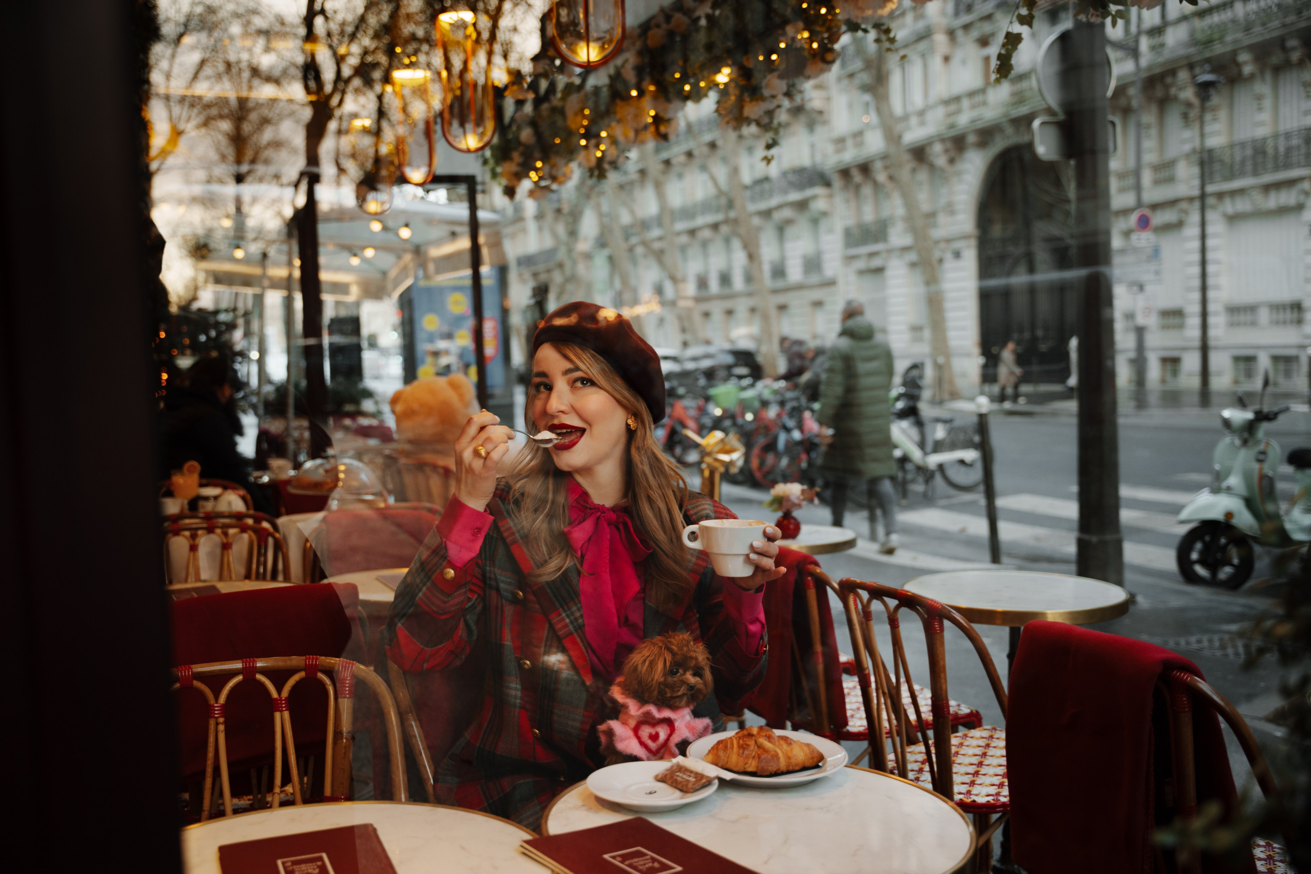 Sabina in Paris. Paris photographer — Polina Osipova