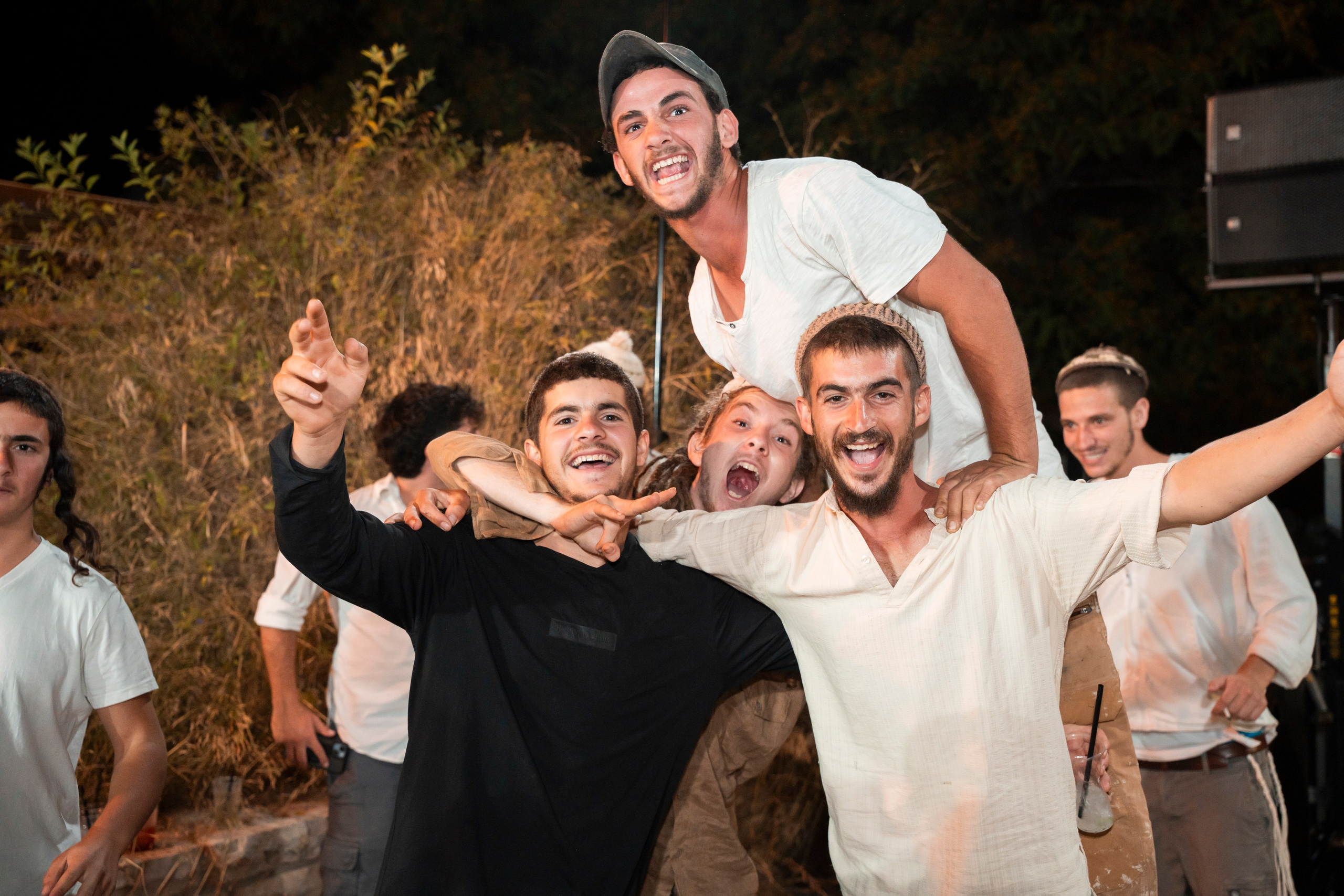 עדן ושלהבת. יוסף מזרחי צילום חתונה, ברית וזוגיות. צלם מקצועי שאוהב להוציא אתכם הכי יפים ברגעים הכי מרגשים