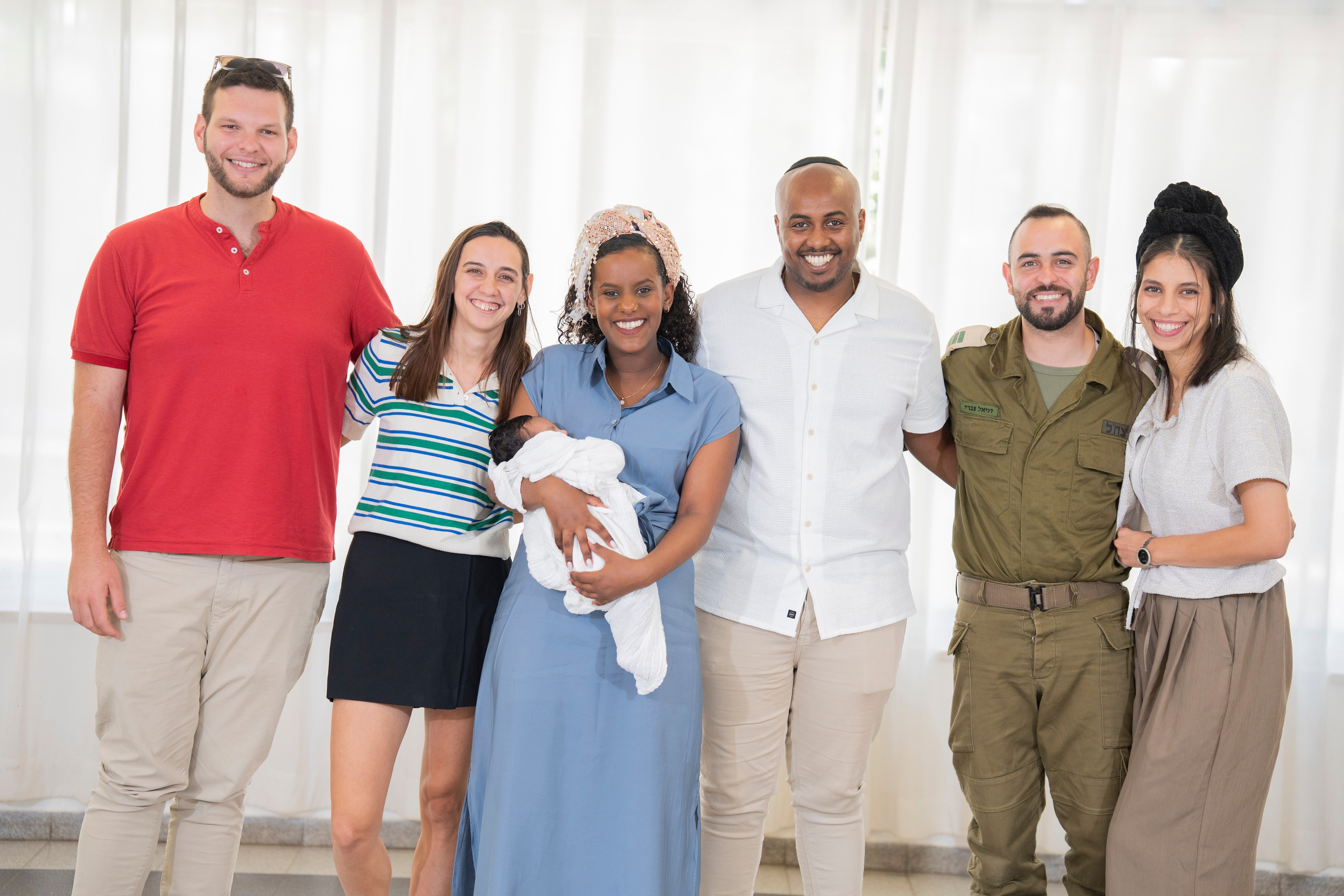 משפחת סלומון. יוסף מזרחי צילום חתונה, ברית וזוגיות. צלם מקצועי שאוהב להוציא אתכם הכי יפים ברגעים הכי מרגשים