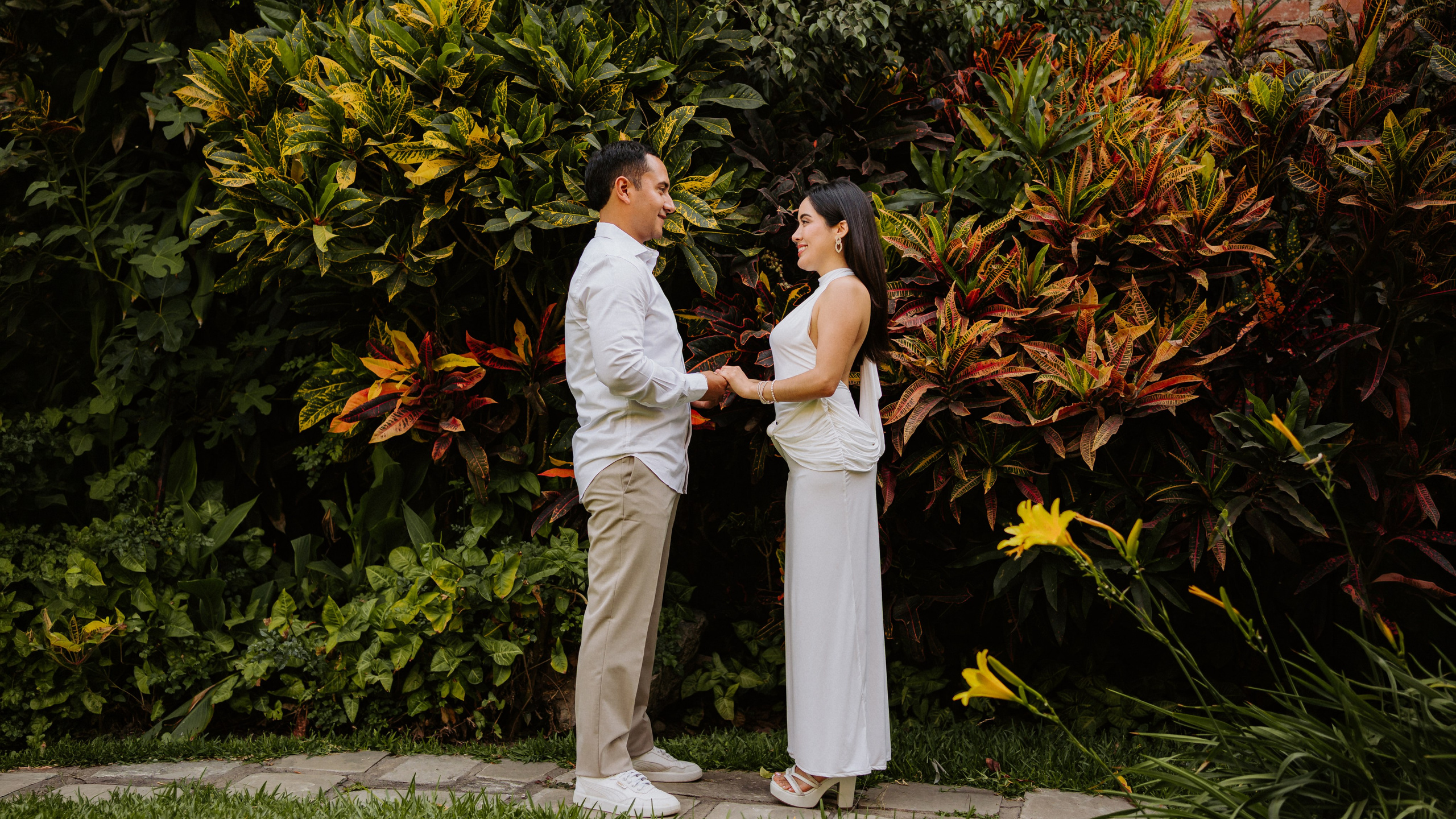 Alejandra y Brayan. Fotógrafo de Bodas en Lima | Ronhy Altamirano. Fotografía narrativa y cinematográfica para bodas, quinceañeras y eventos exclusivos