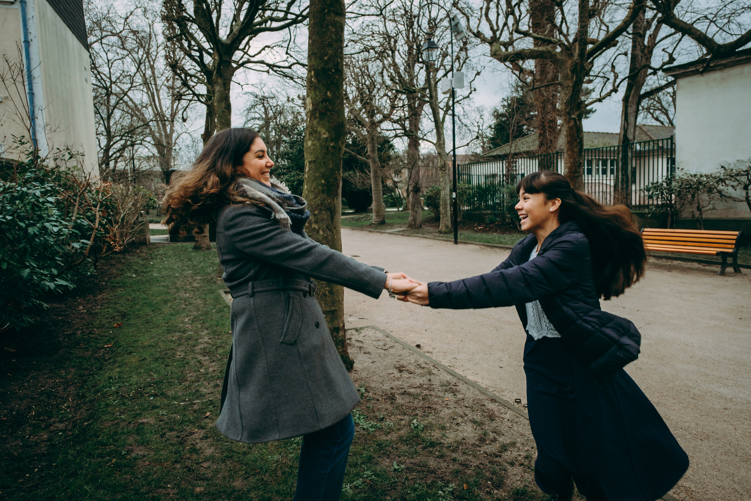 Aurélie’s family shooting. Photographer in Paris Marina Chaput