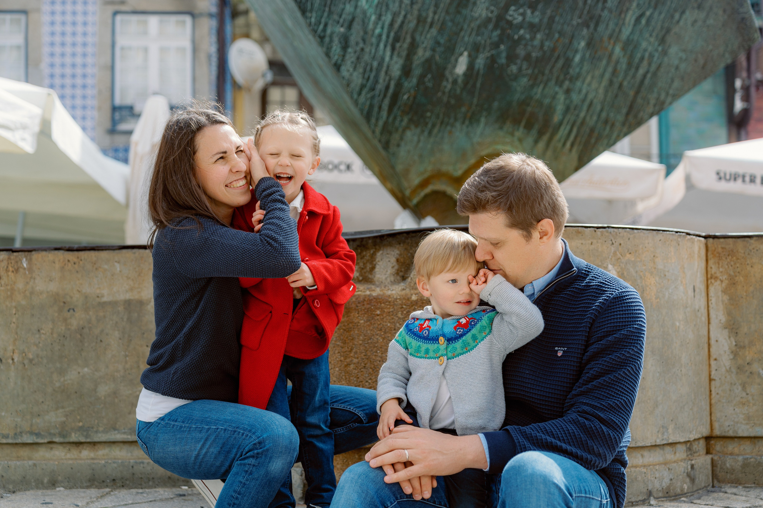 Семейная фотосессия в Порту. Фотограф в Португалии Полина Готовая