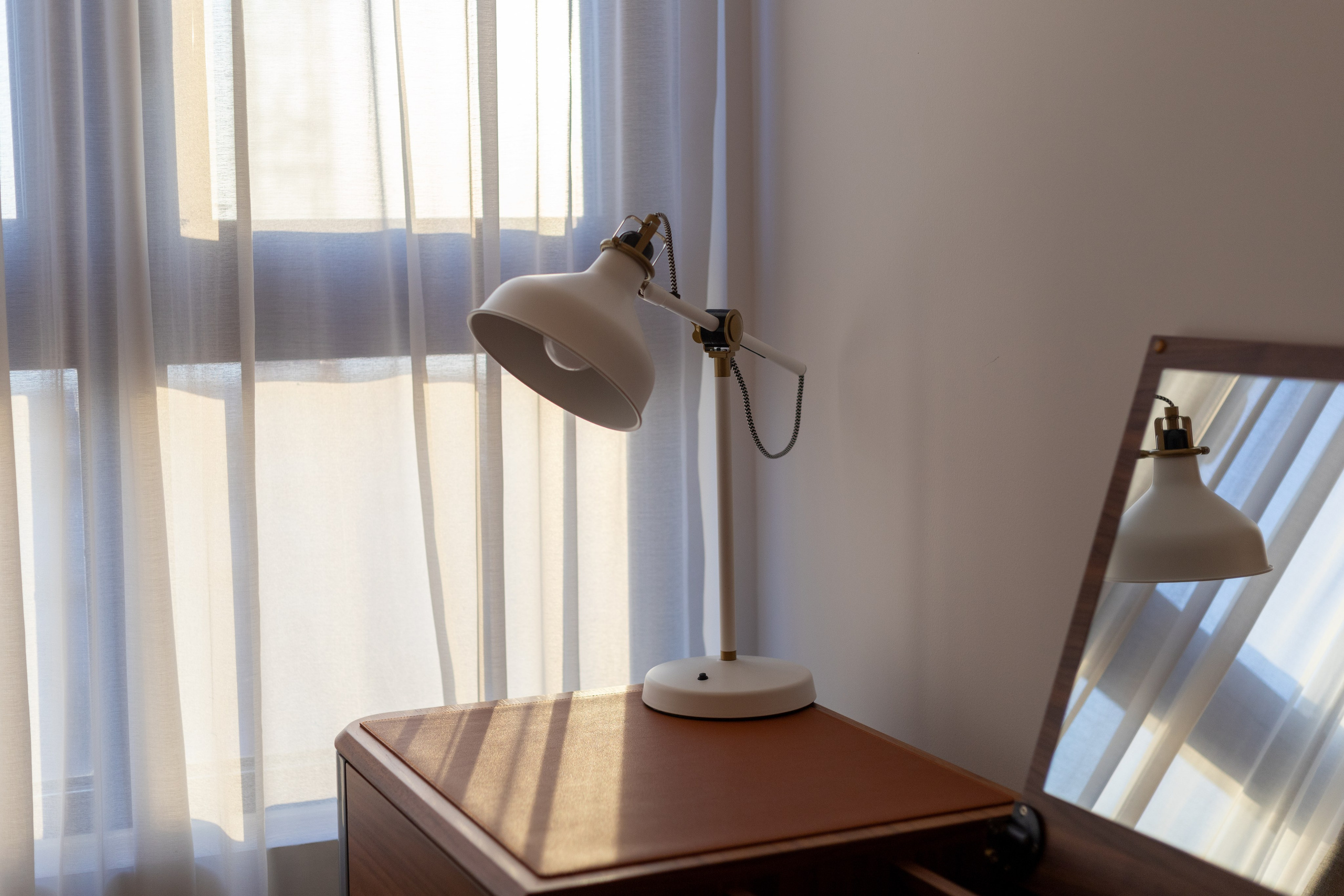 Le Pont 1 — 1BR. Samy Mar Boy │Portrait, Automotive and Real Estate Photographer