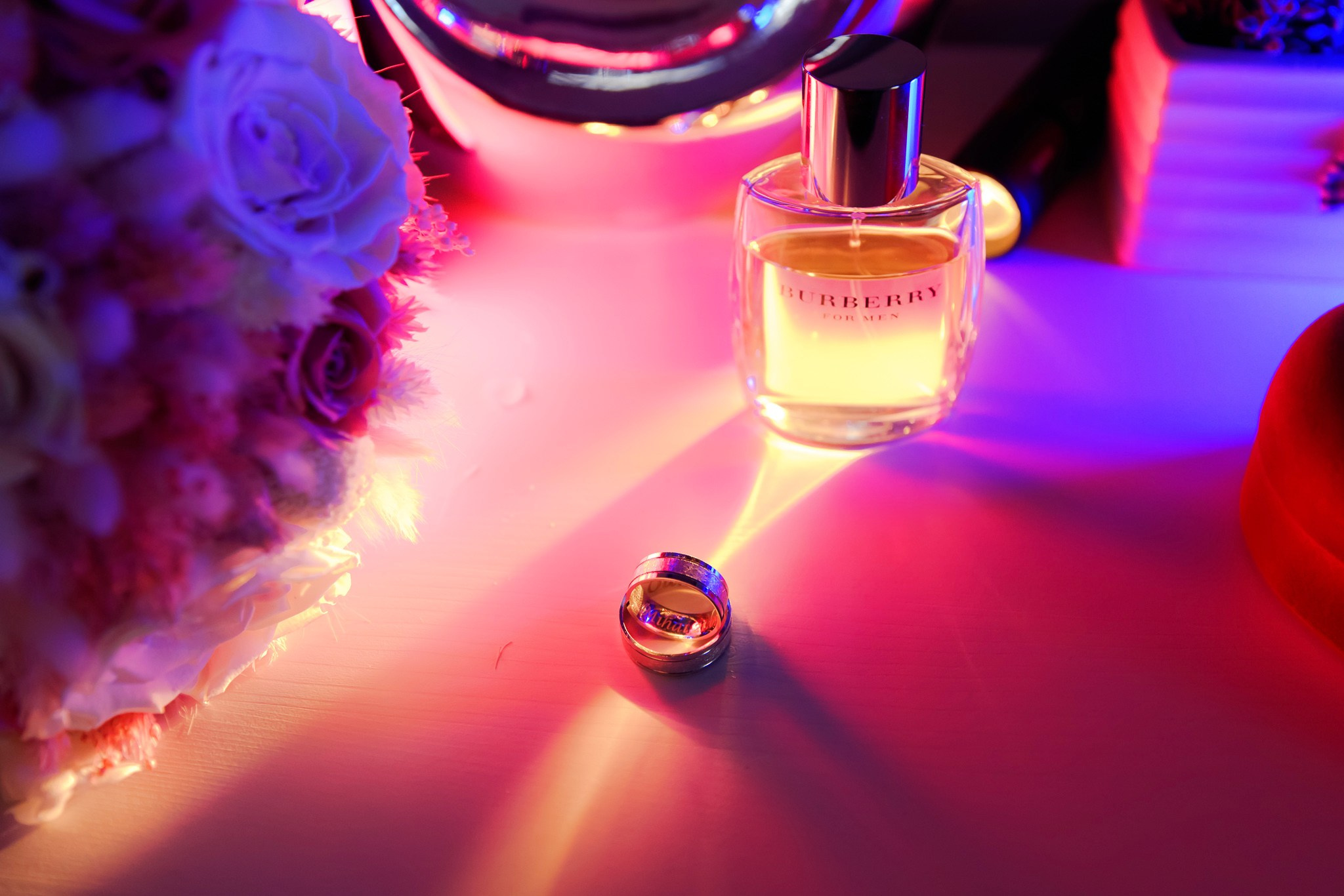 Mihai & Oana. Servicii foto-video profesionale, pentru momente de neuitat